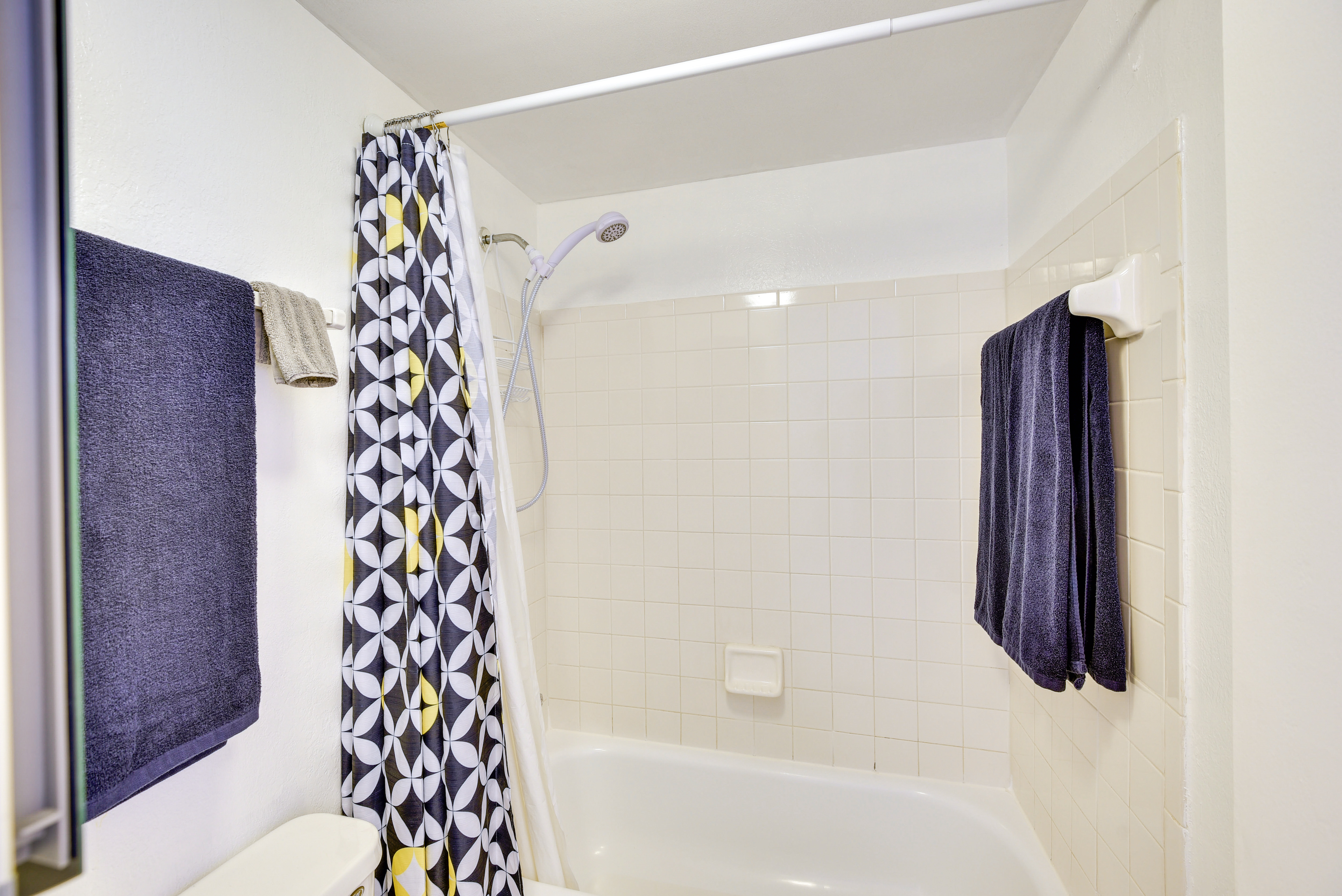 Daytona Beach Condo w/ Ocean-View Balcony!