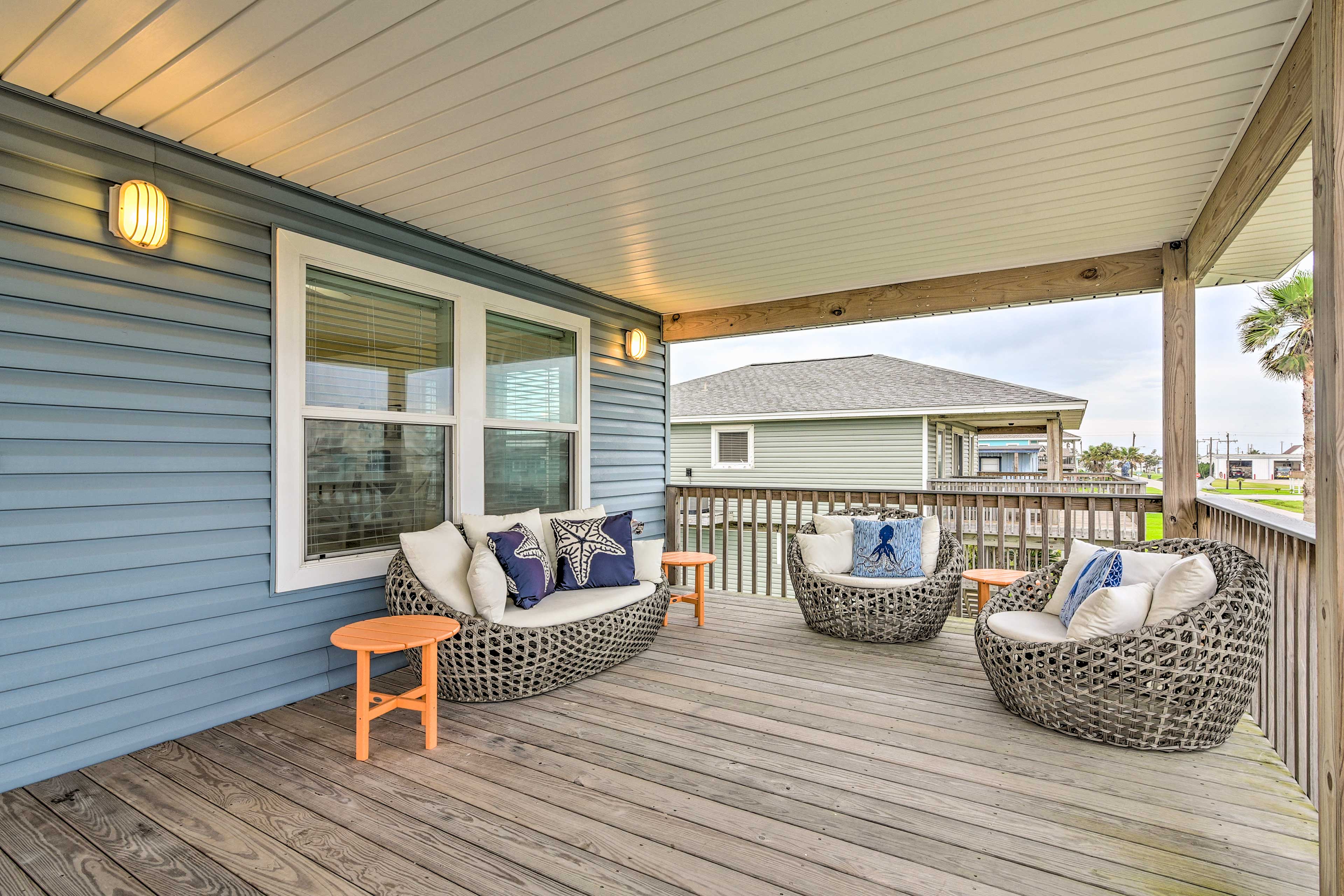 Property Image 2 - Family-Friendly Galveston Home: Walk to Beach