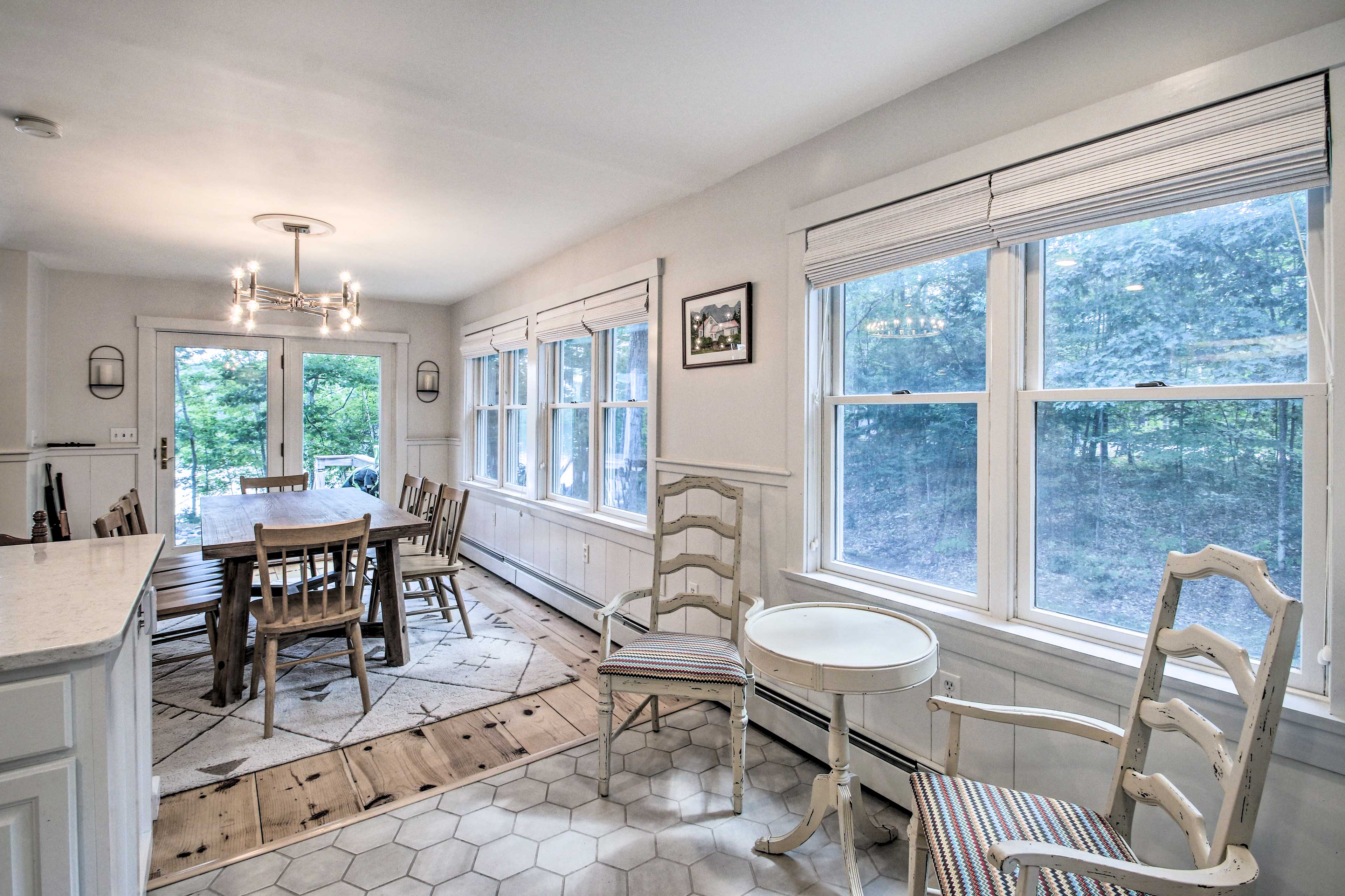 Lakefront Family Retreat: Skiing & Mountain Biking