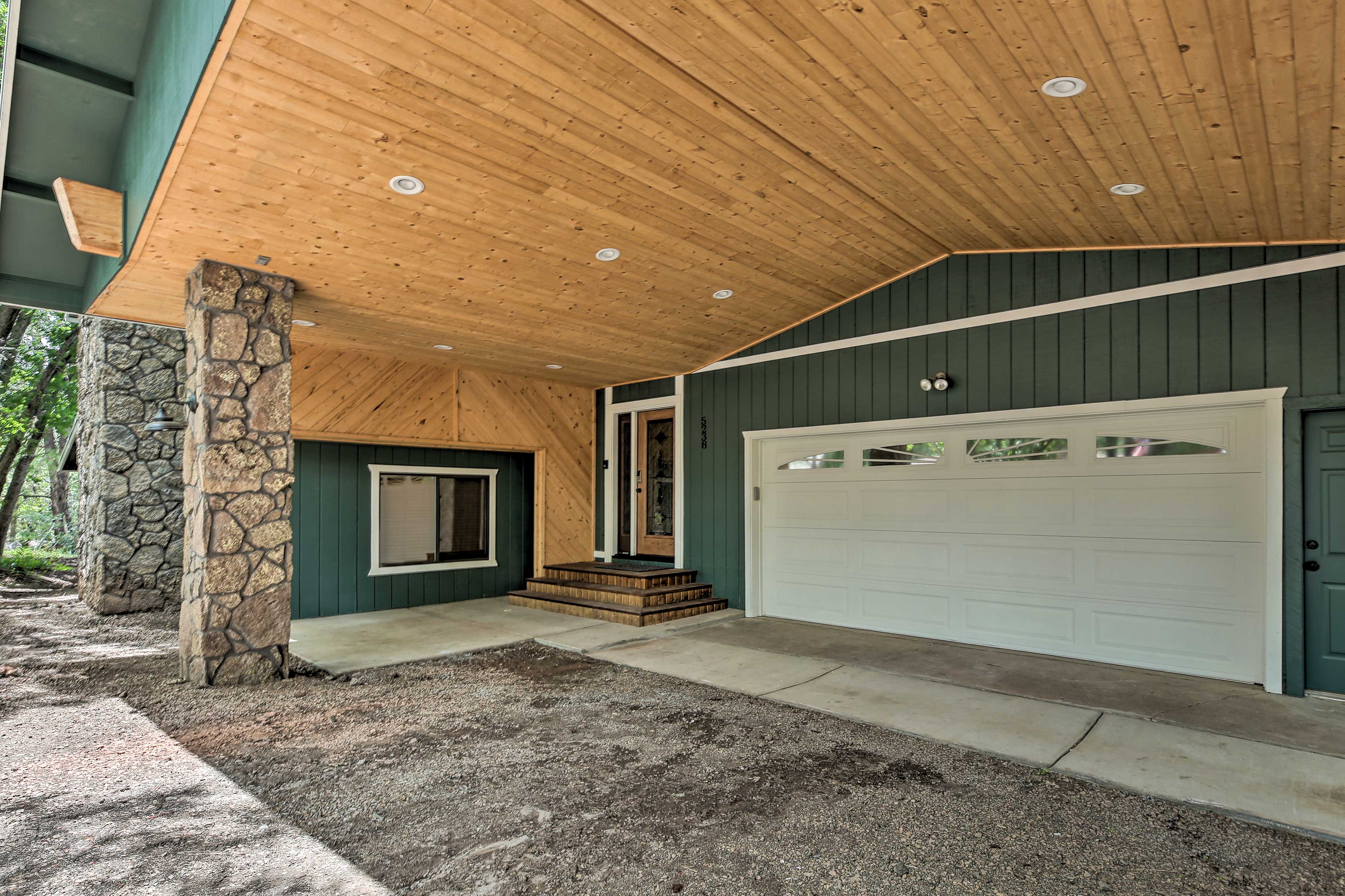 Property Image 1 - Family-Friendly Pinetop Retreat: Deck + Yard!