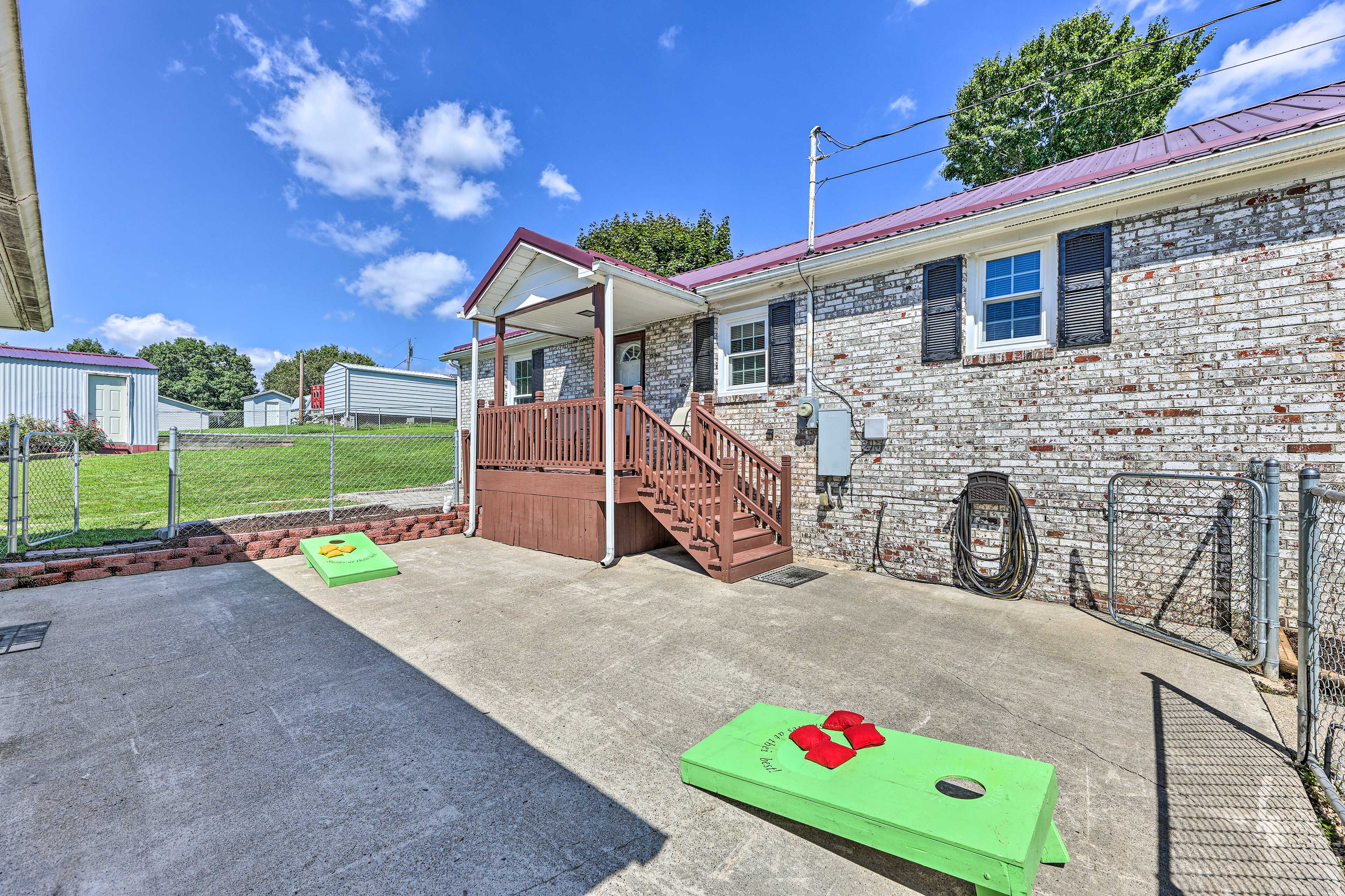 Property Image 2 - Family-Friendly Sanctuary: BBQ, Patio & Yard