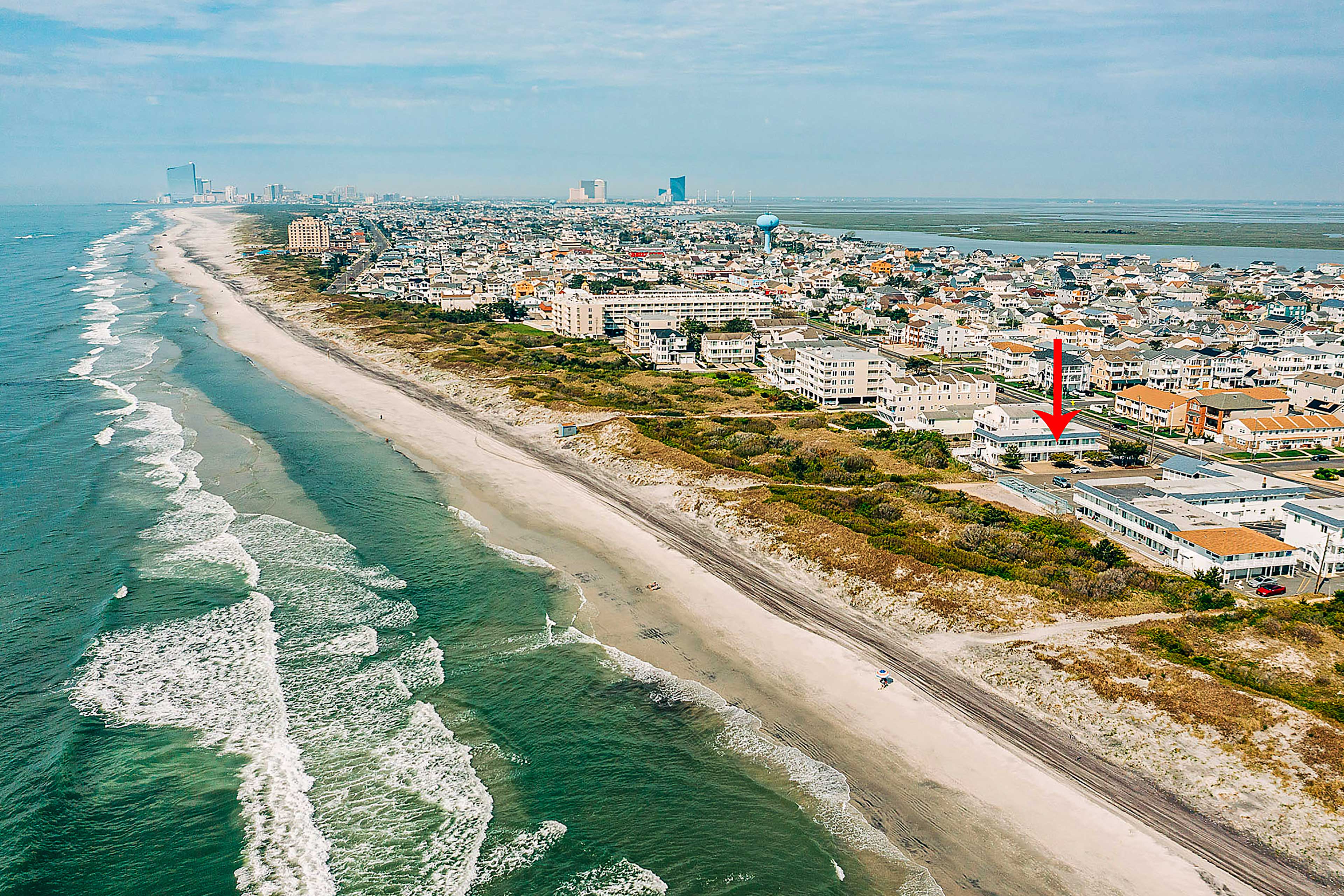 First-Floor Brigantine Condo: Steps to Ocean!