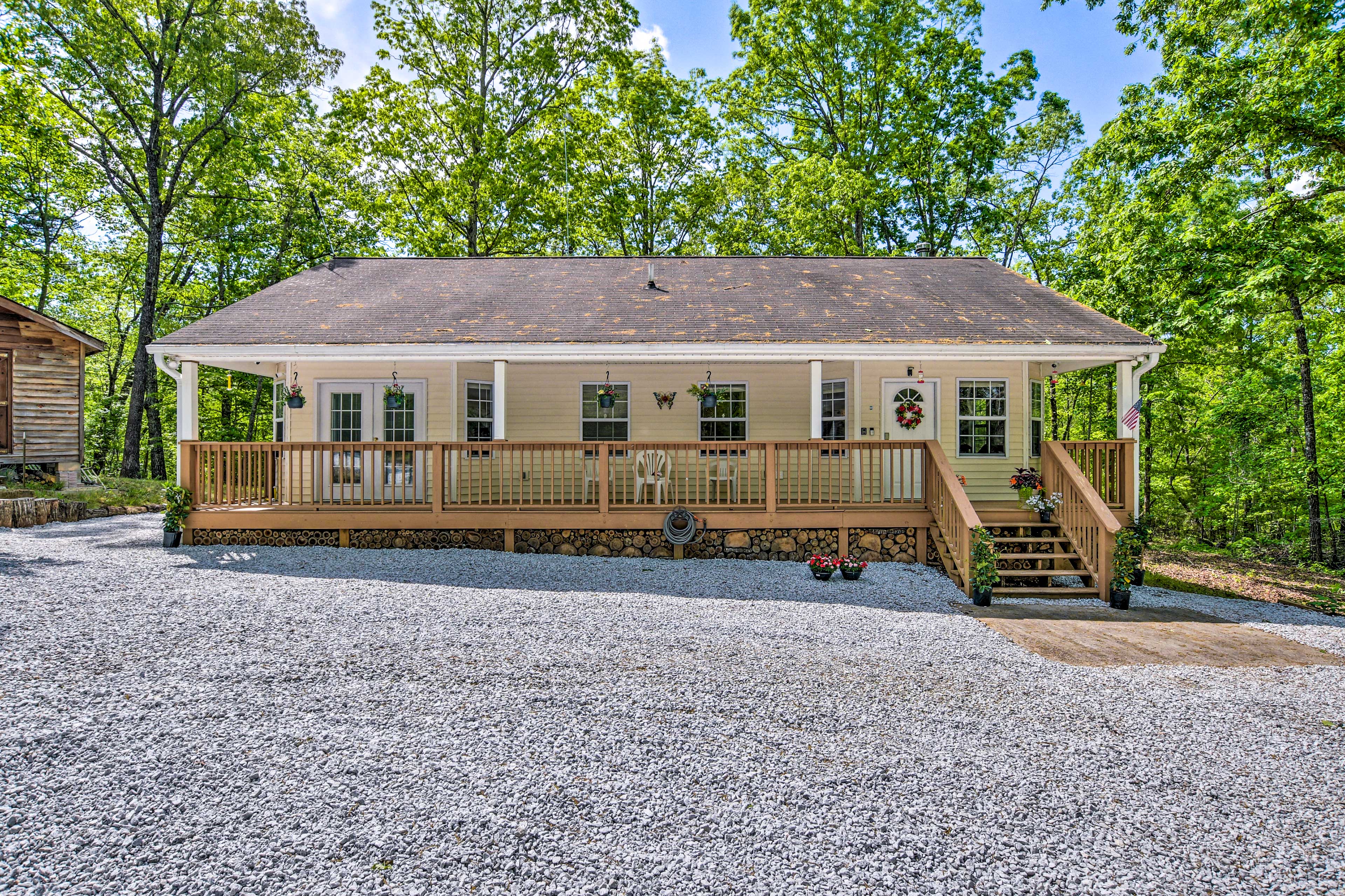 Property Image 1 - Forested Tamassee Escape w/ Screened Porch!