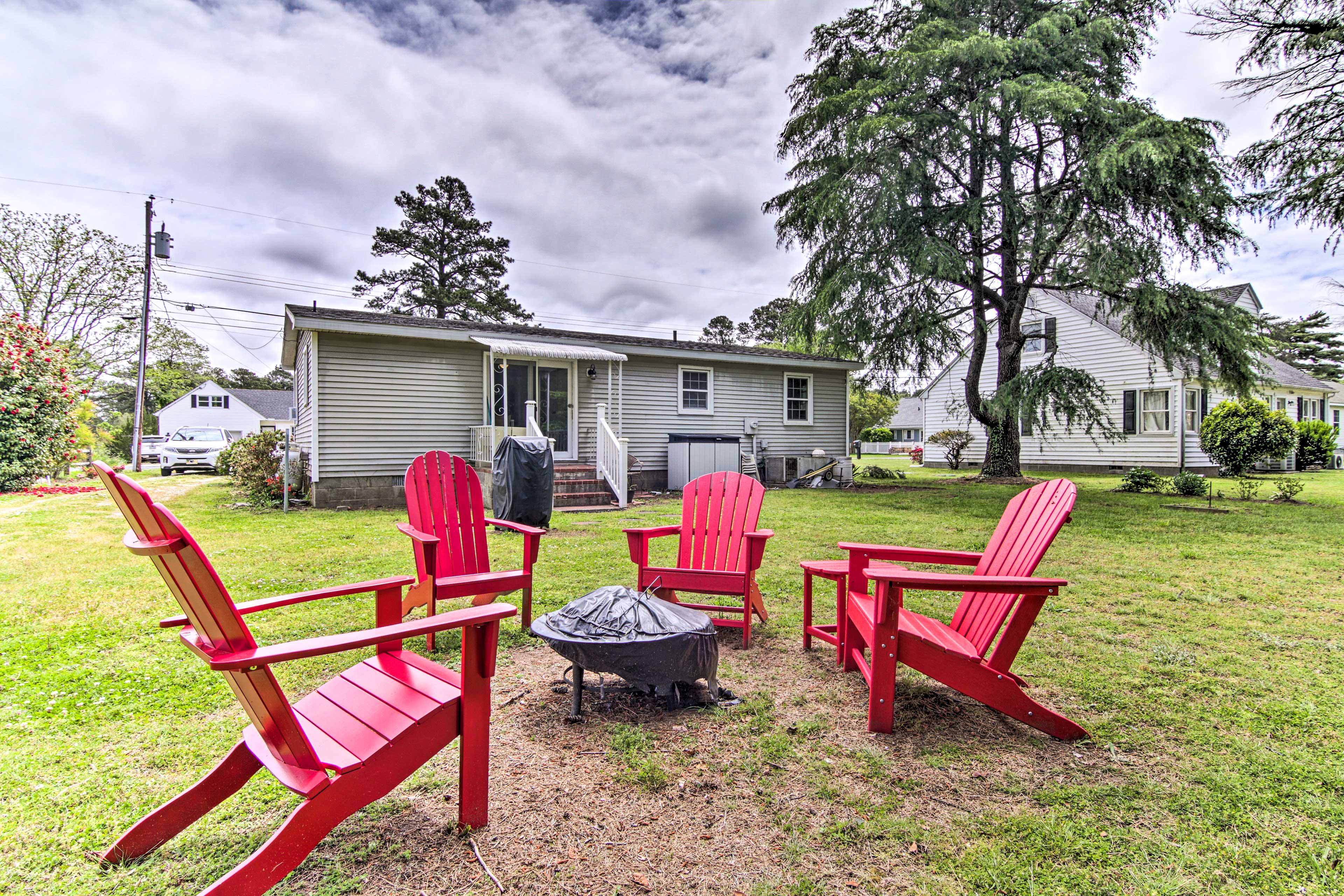 Property Image 2 - Home on Chesapeake Bay: Large Yard, Fire Pit