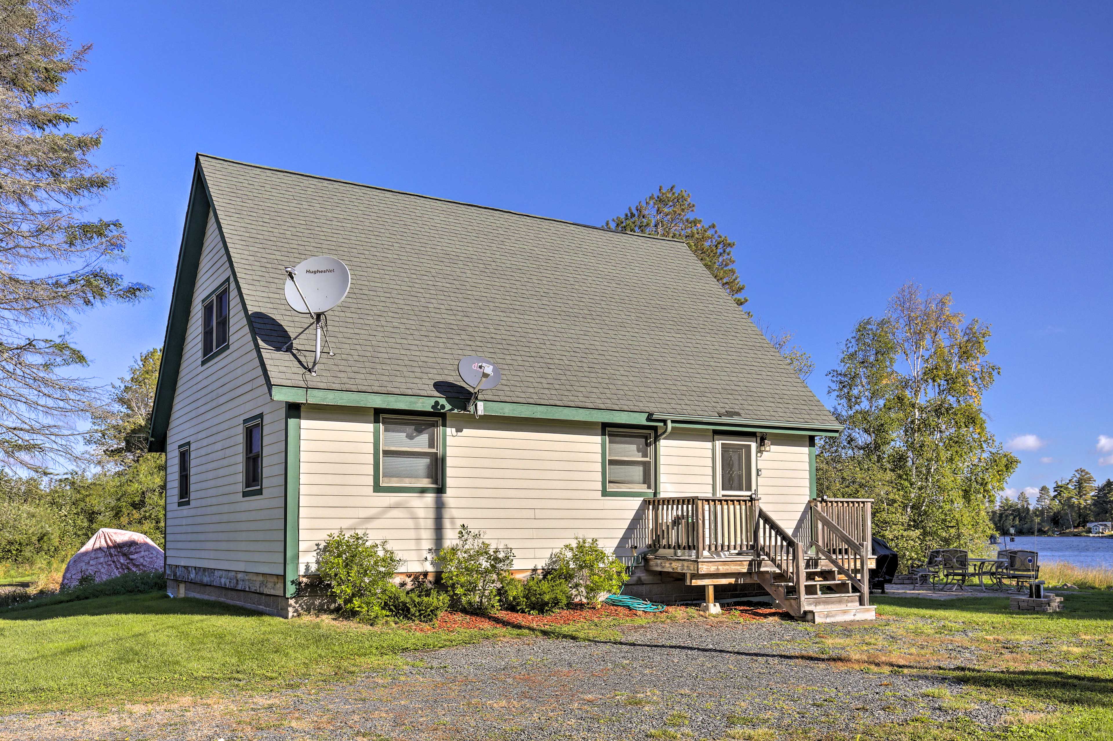 Hurley Lakefront Hideaway w/ Fire Pit & Dock!