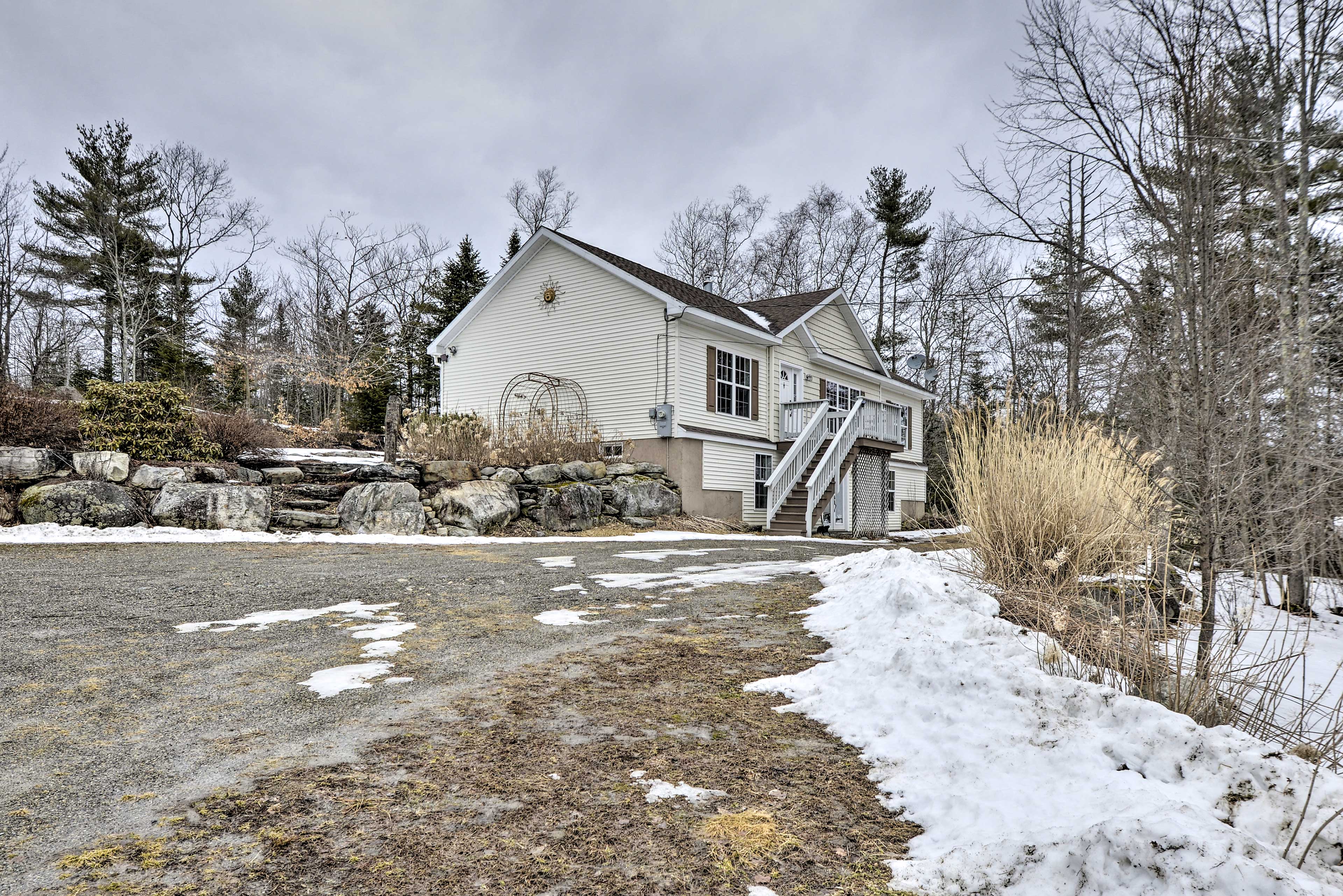 Property Image 2 - Idyllic Washington Retreat w/ Fire Pit & Yard