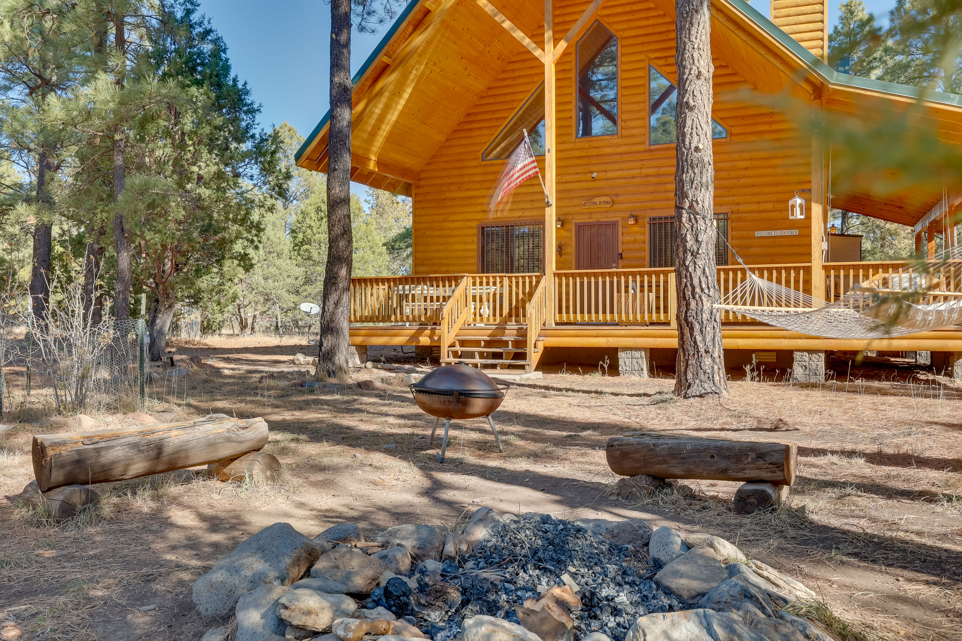 Property Image 2 - Dog-Friendly Nutrioso Cabin w/ Wraparound Porch!