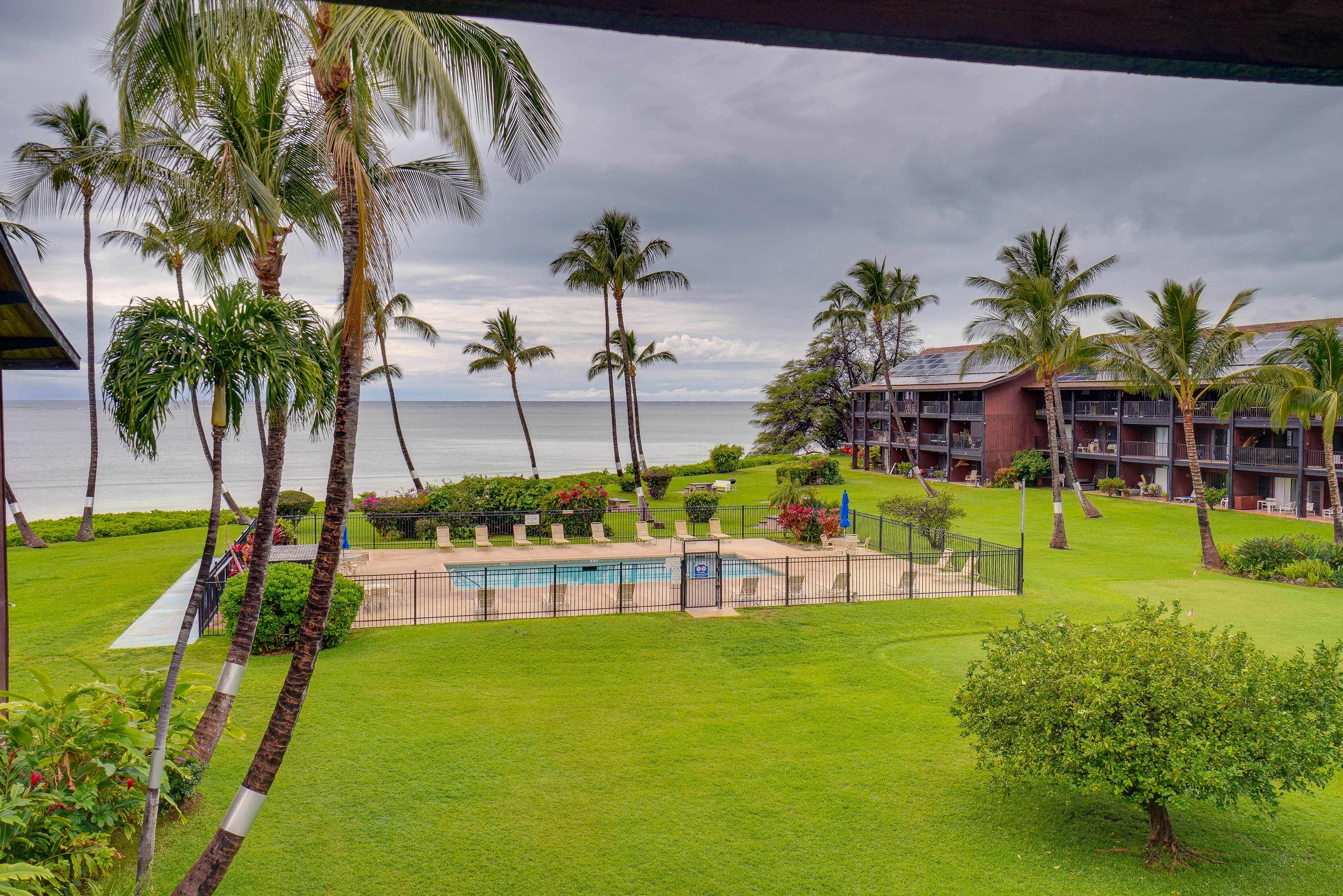 Property Image 2 - Molokai Island Loft: Lanai, Pool + Walk to Beach!