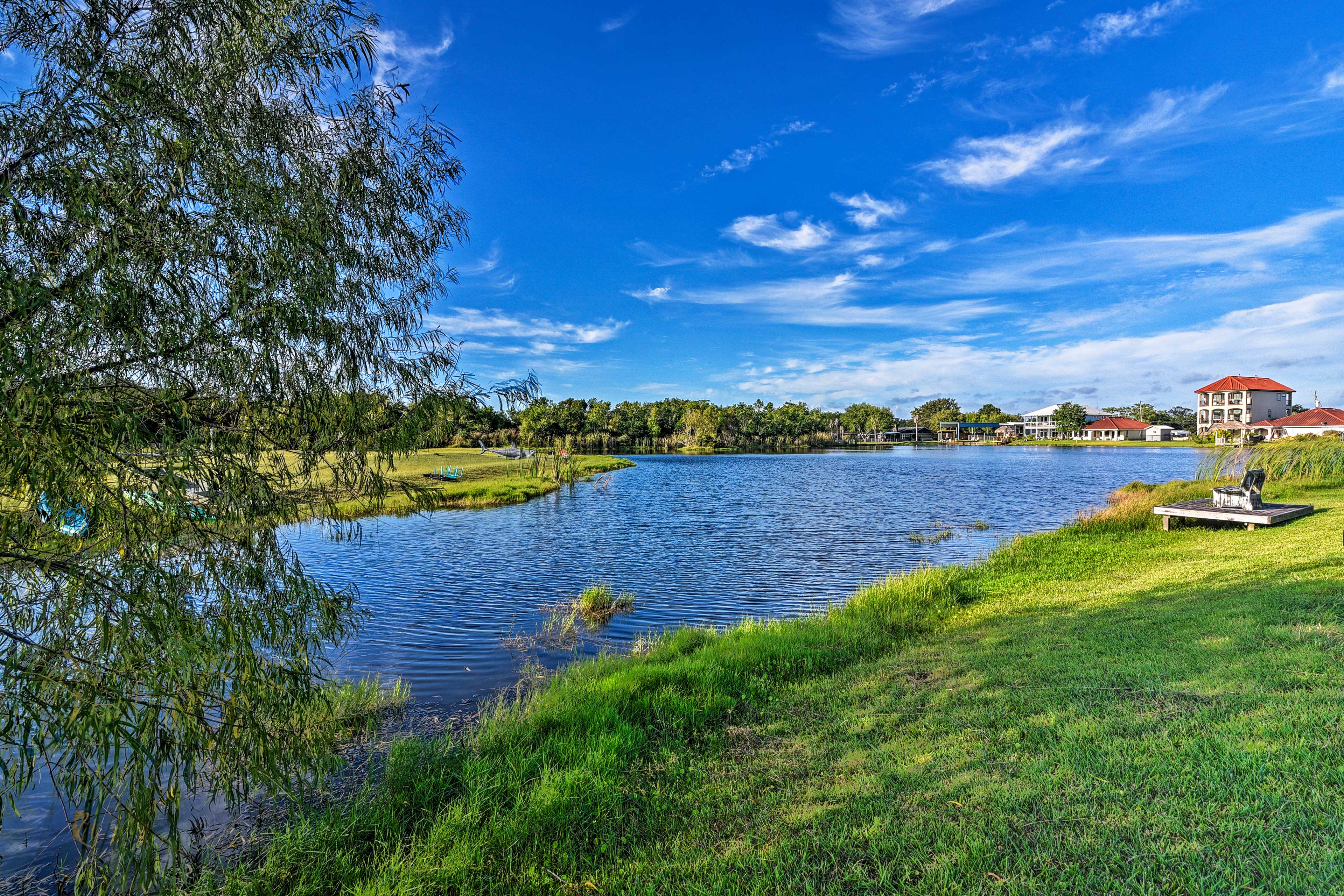 Property Image 2 - Lakefront Dickinson Home: 7 Mi to Kemah Boardwalk