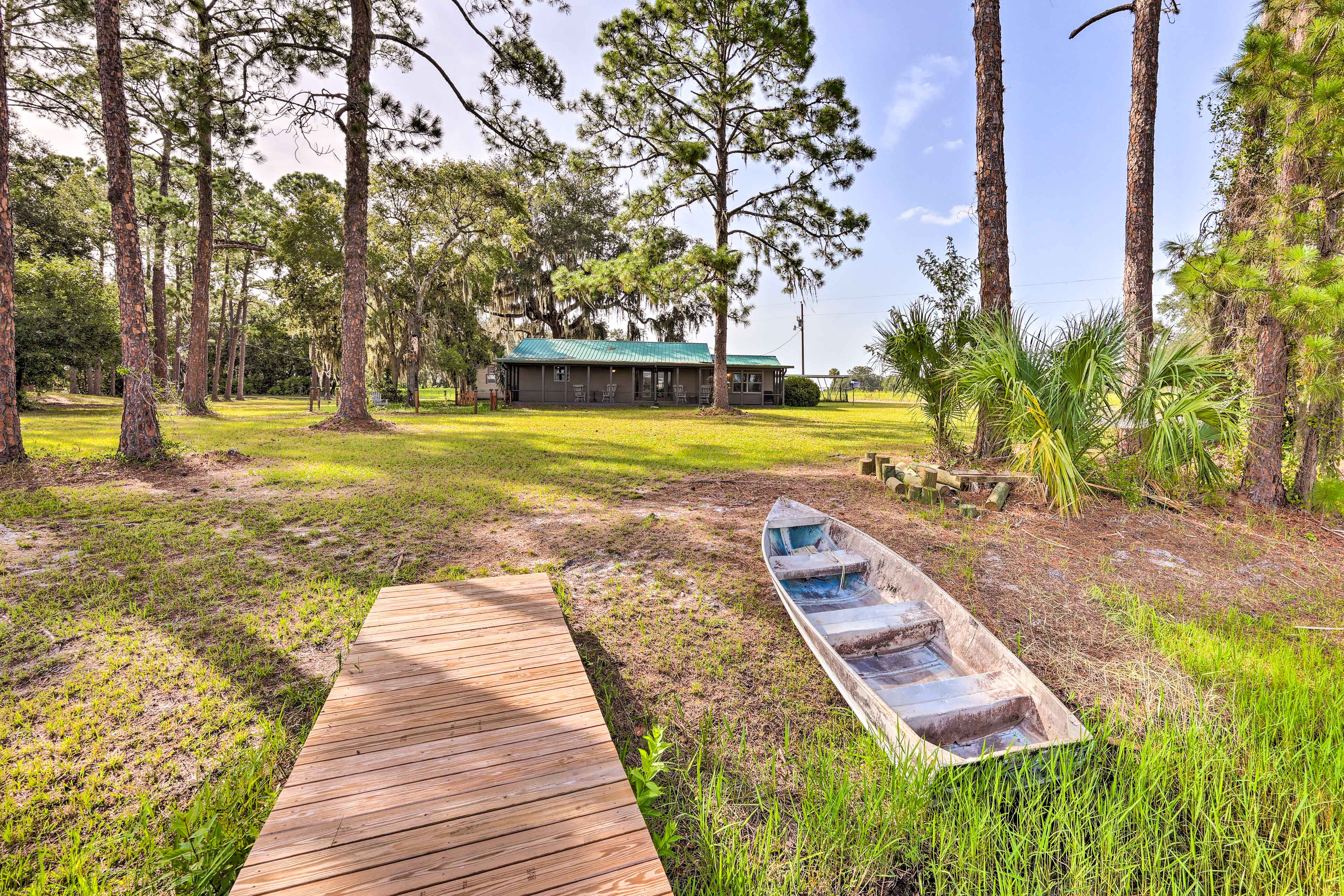 Property Image 2 - Lakeside Crescent City Cottage: Boat + Dock!