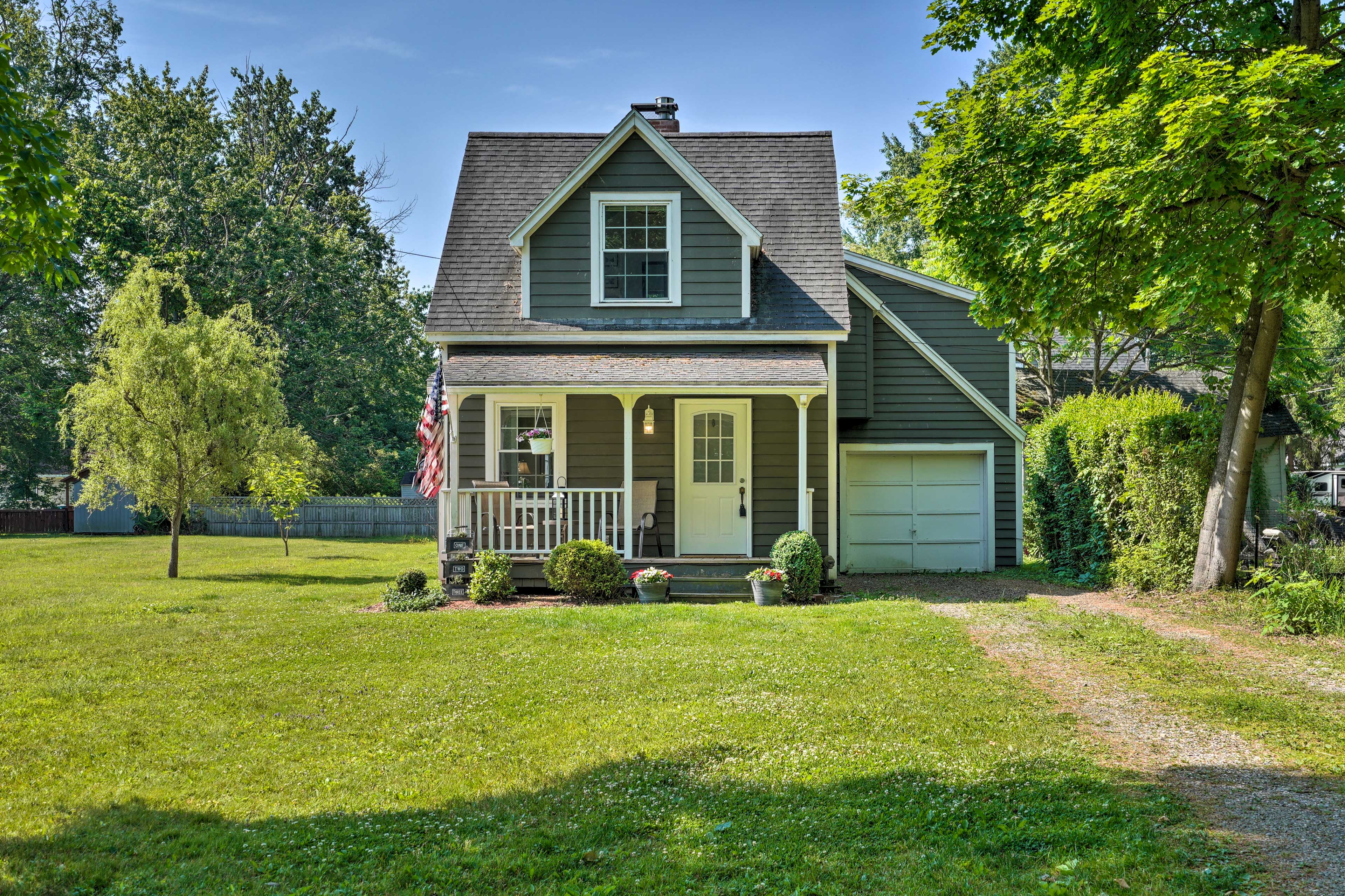 Lovely Lakewood Cottage Near Chautauqua Lake!