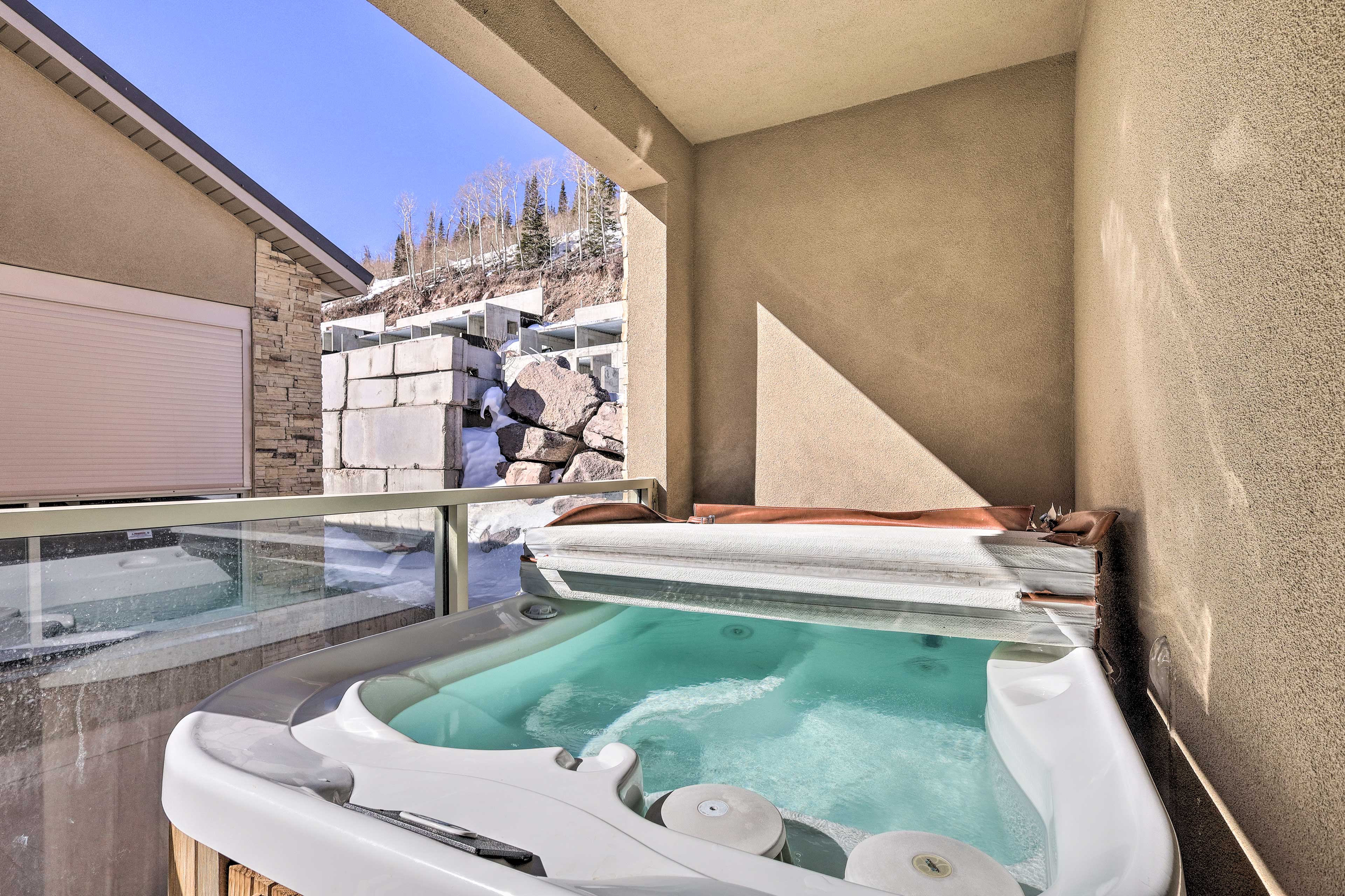 Property Image 2 - Luxe Utah Getaway: Hot Tub, Walk to Ski Lift!