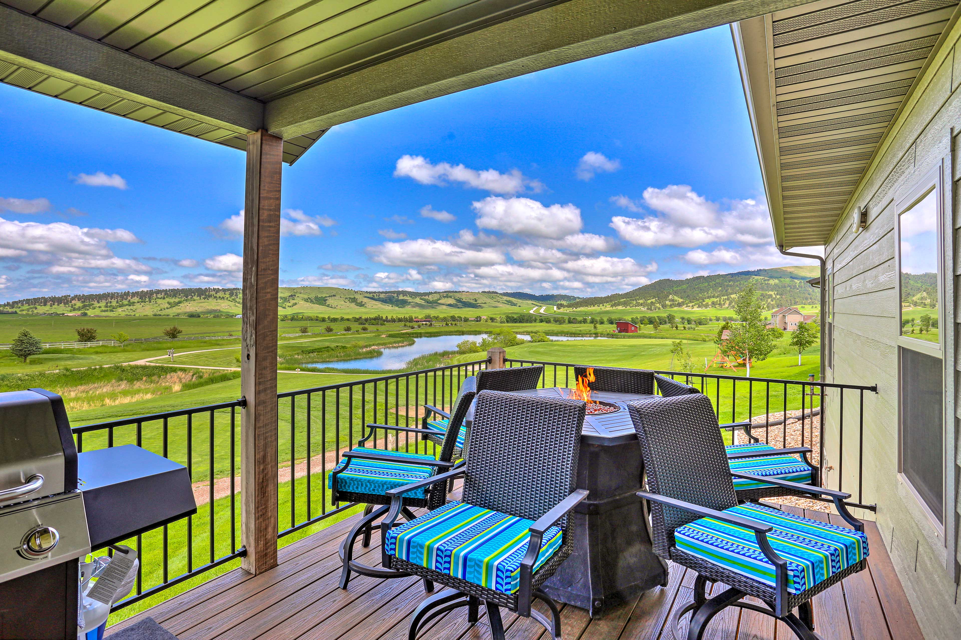 Property Image 1 - Luxe Spearfish Hideaway: Golf, Hike, Explore!