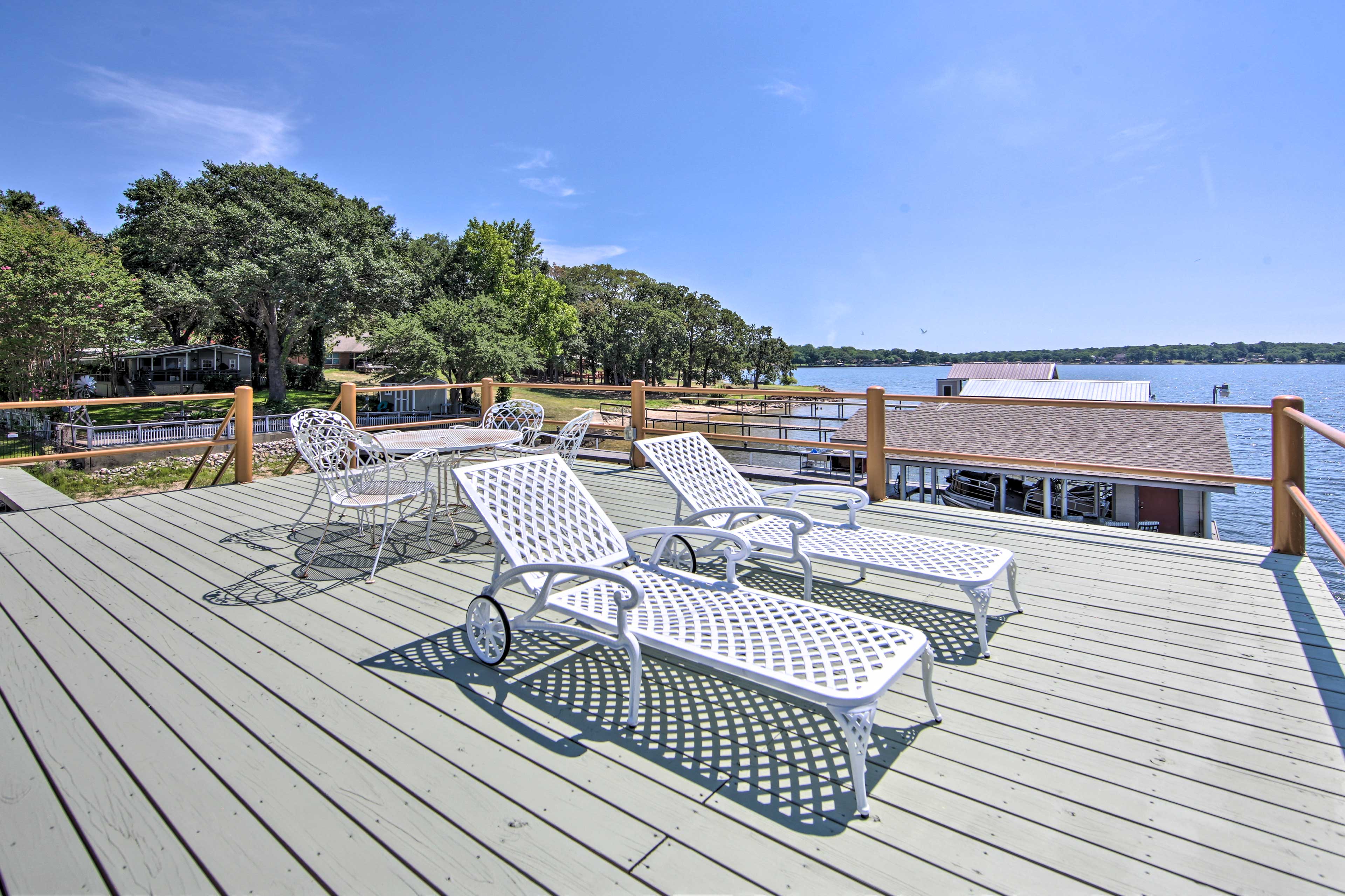 Lakefront Mabank Gem w/ Sunset Views: Pets Welcome
