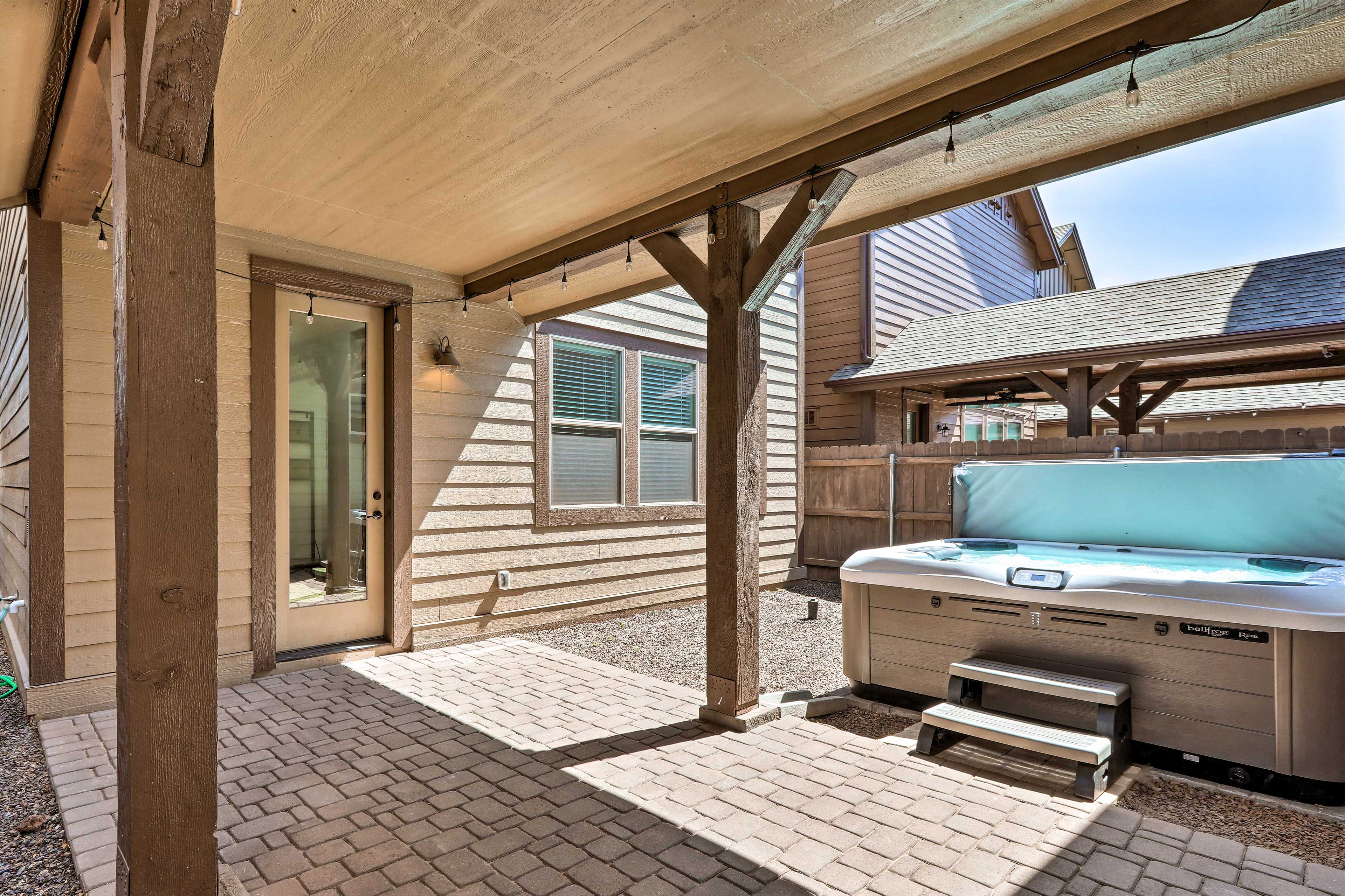 Property Image 2 - Modern Flagstaff Home: Hot Tub, 3 Mi to Dtwn!