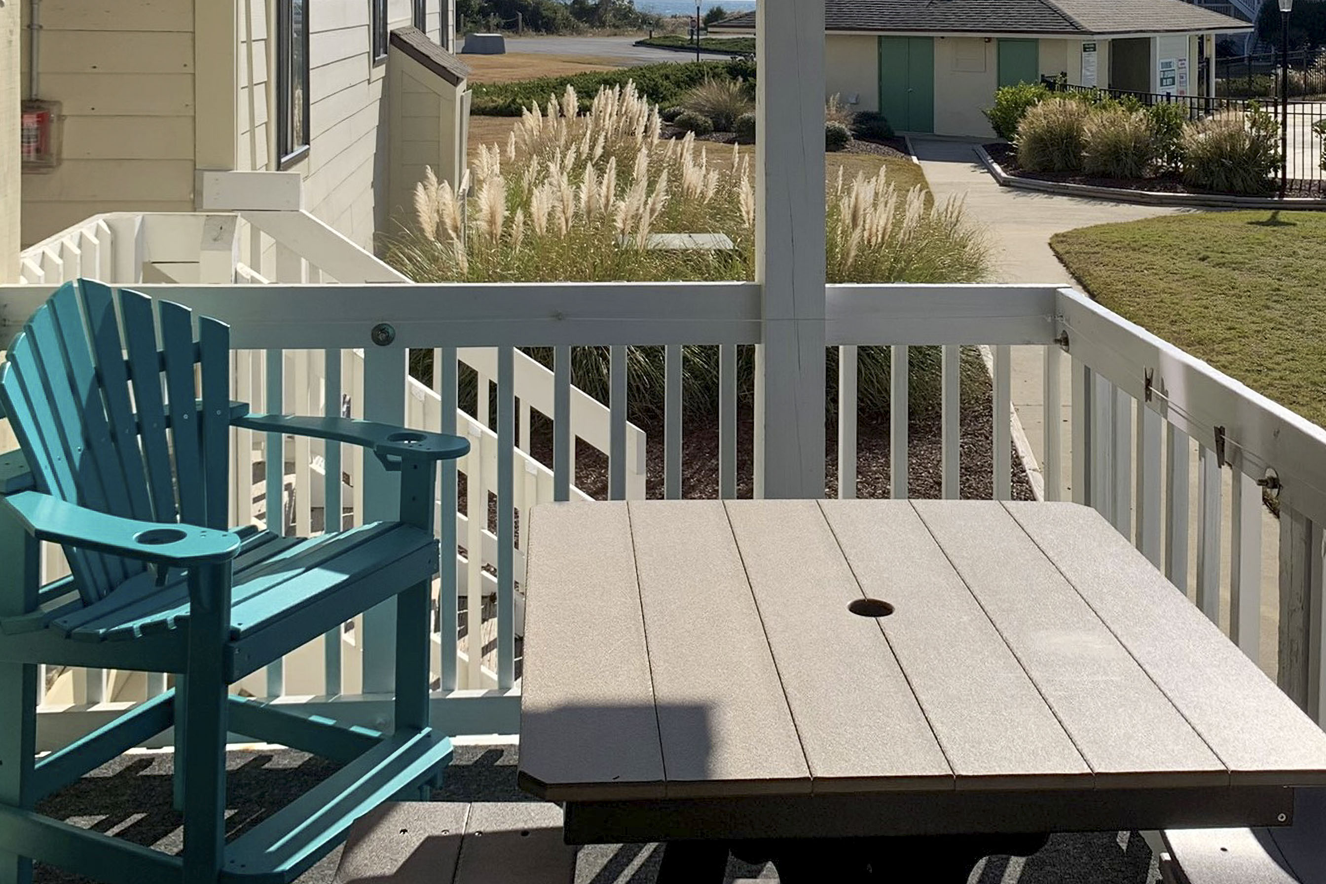 Property Image 2 - Emerald Isle Resort-Style Condo: Walk to Beaches!