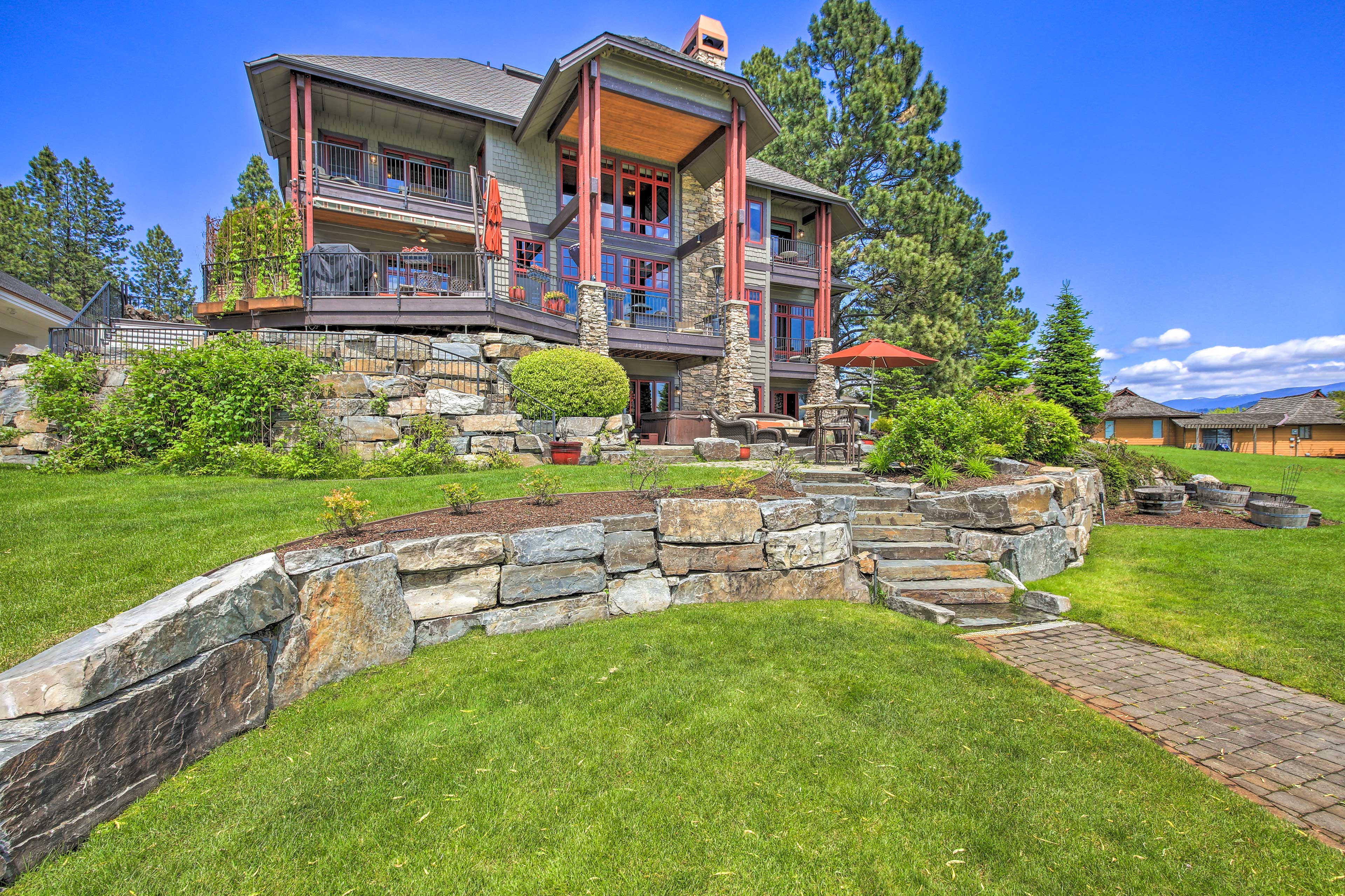 Property Image 1 - Expansive Sandpoint Lake House with Hot Tub!