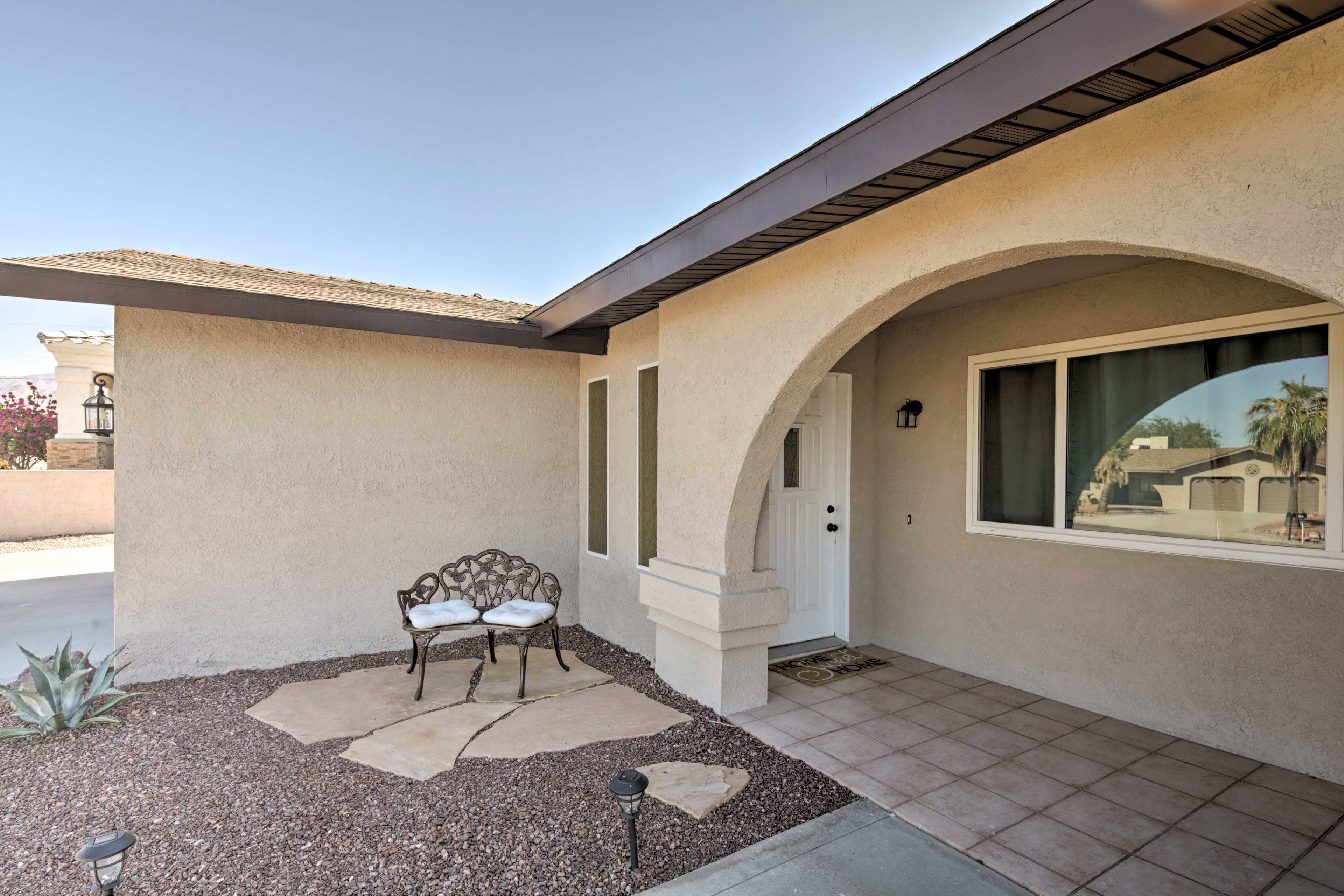 Property Image 2 - Home w/ Patio & Grill < 3 Mi to Lake Havasu!