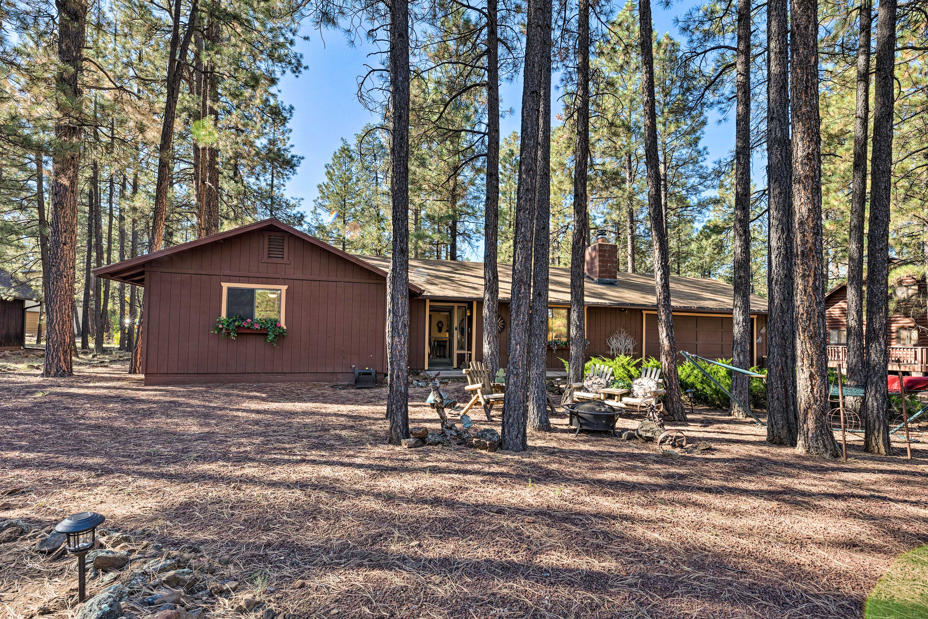 Property Image 2 - Family Friendly Pinetop Lakes Country Club Cabin!