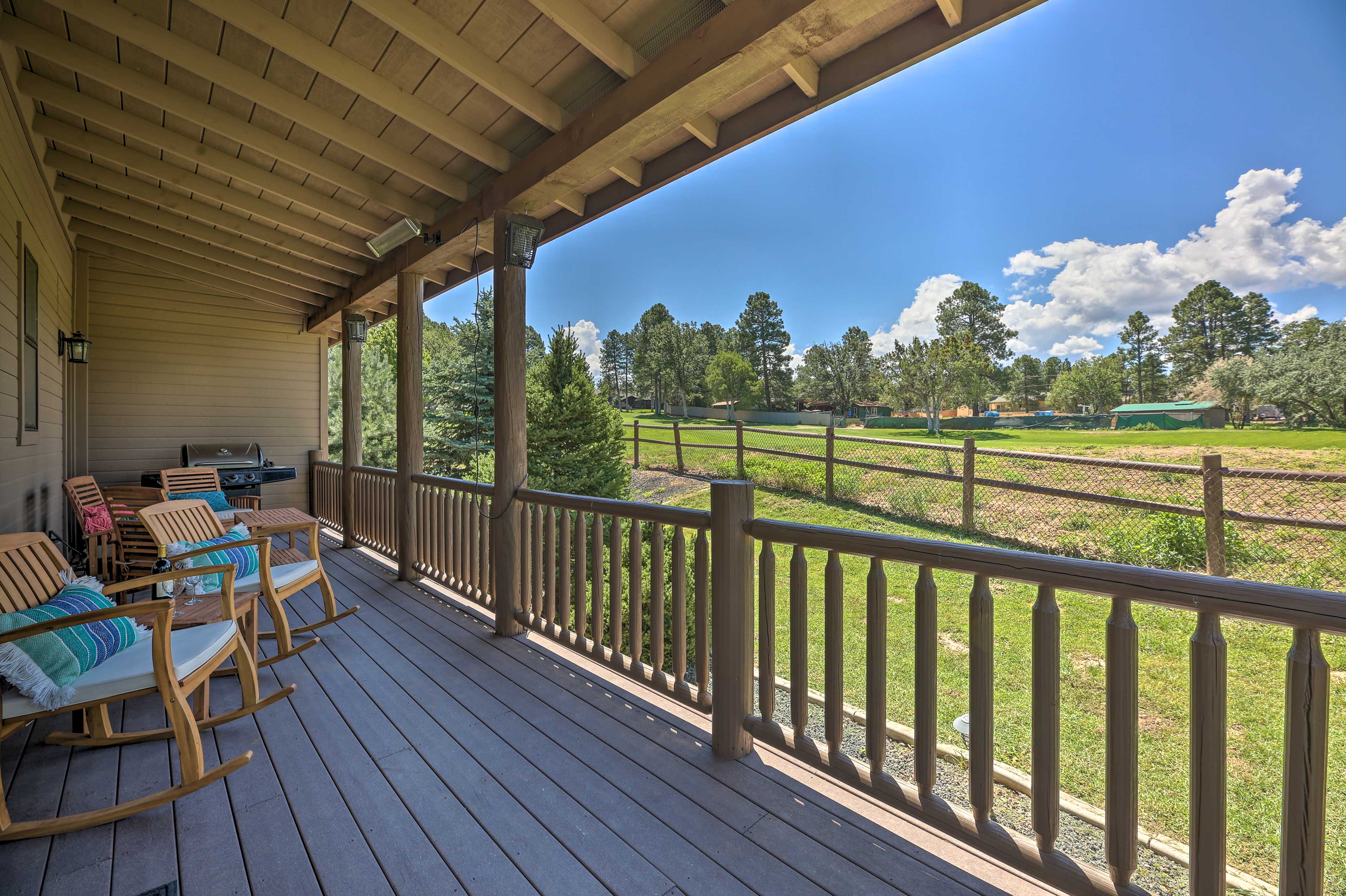 Property Image 2 - Sunny Show Low Home: Deck, BBQ & Golf Course Views