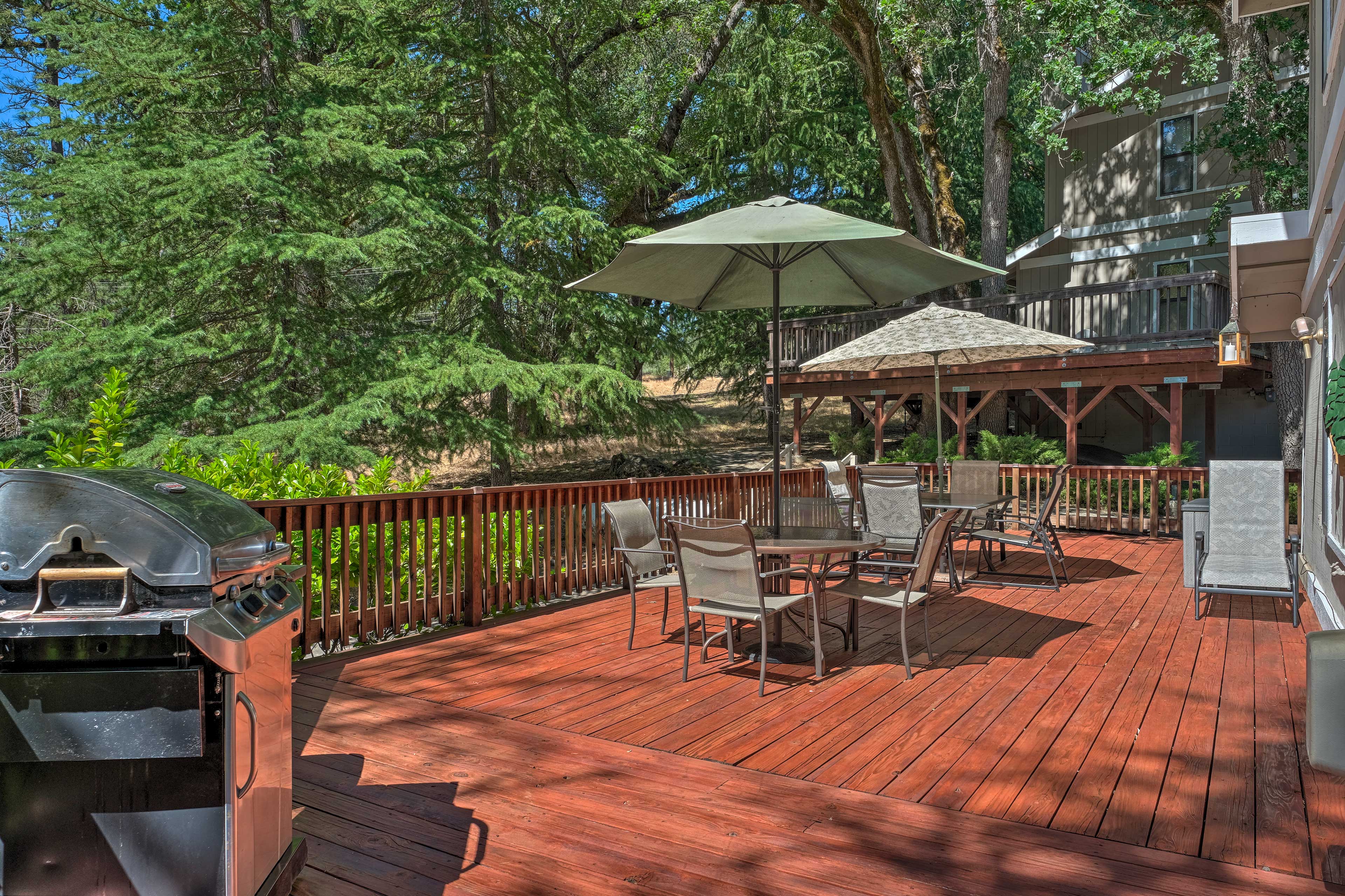 Property Image 2 - Pine Mountain Lake Haven w/ Spacious Deck!