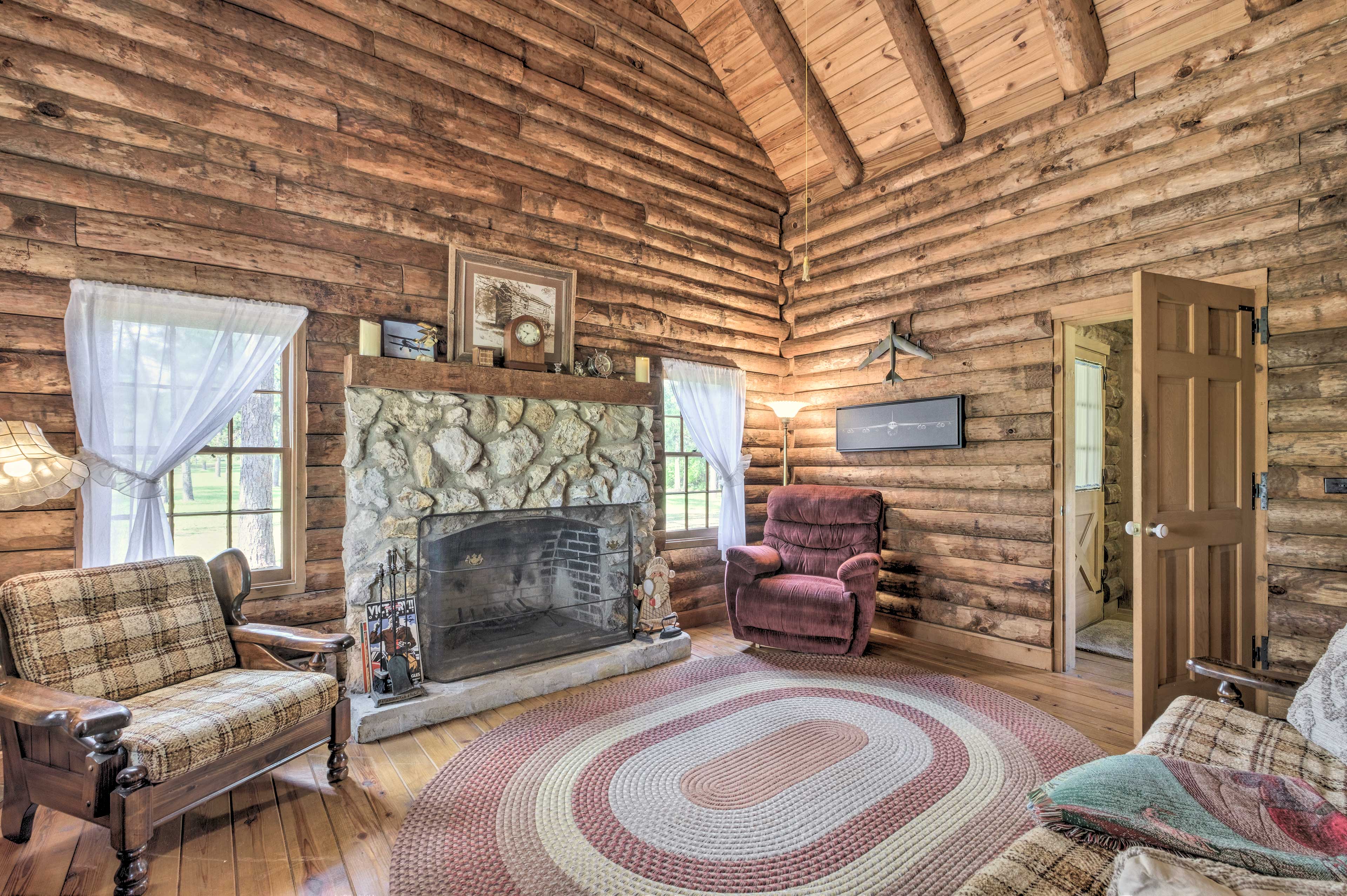 Property Image 2 - Quaint & Quiet Belleview Cabin on 35 Acres!