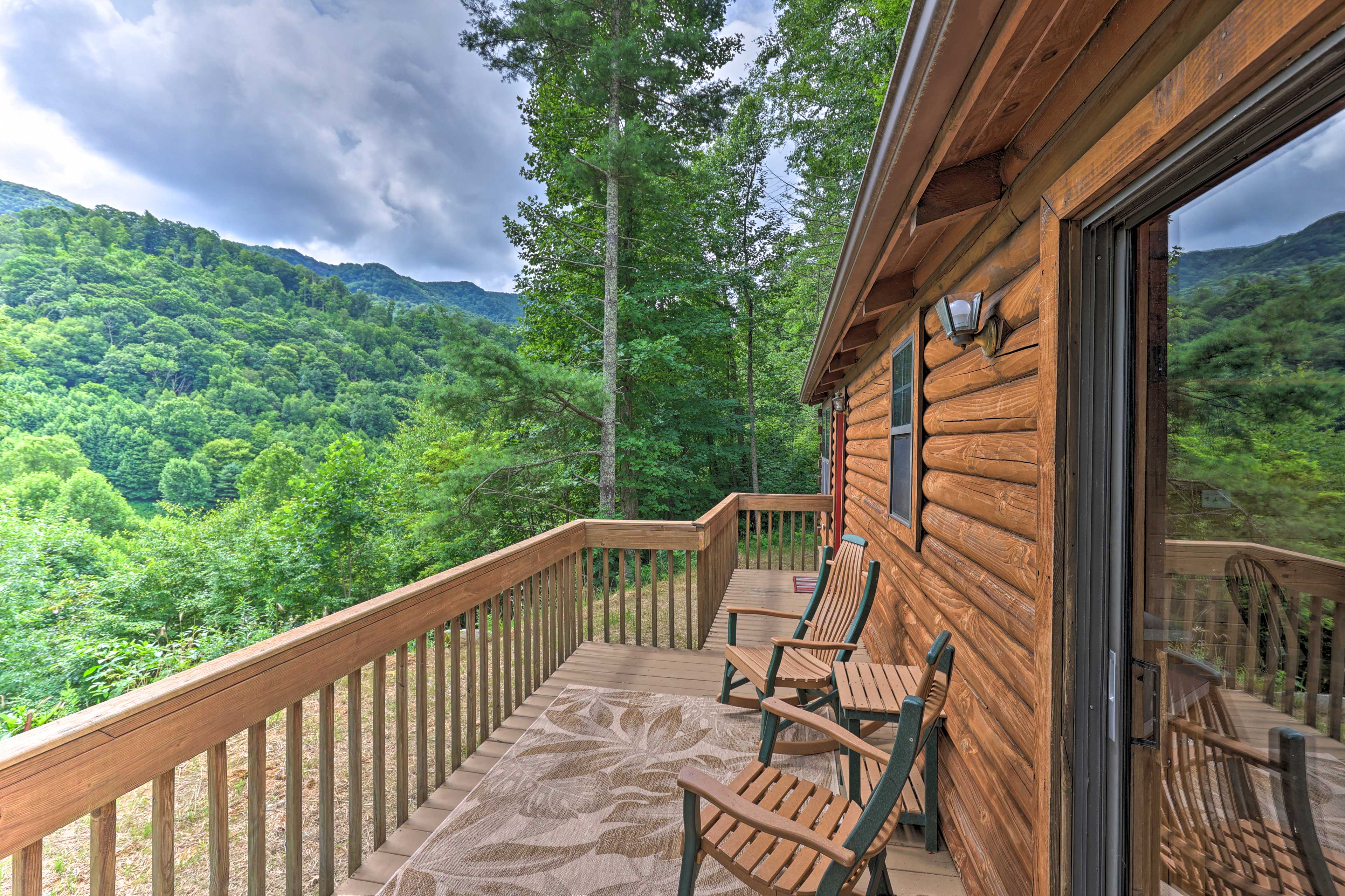 Property Image 1 - Quaint Log Cabin w/ Views Near West Jefferson