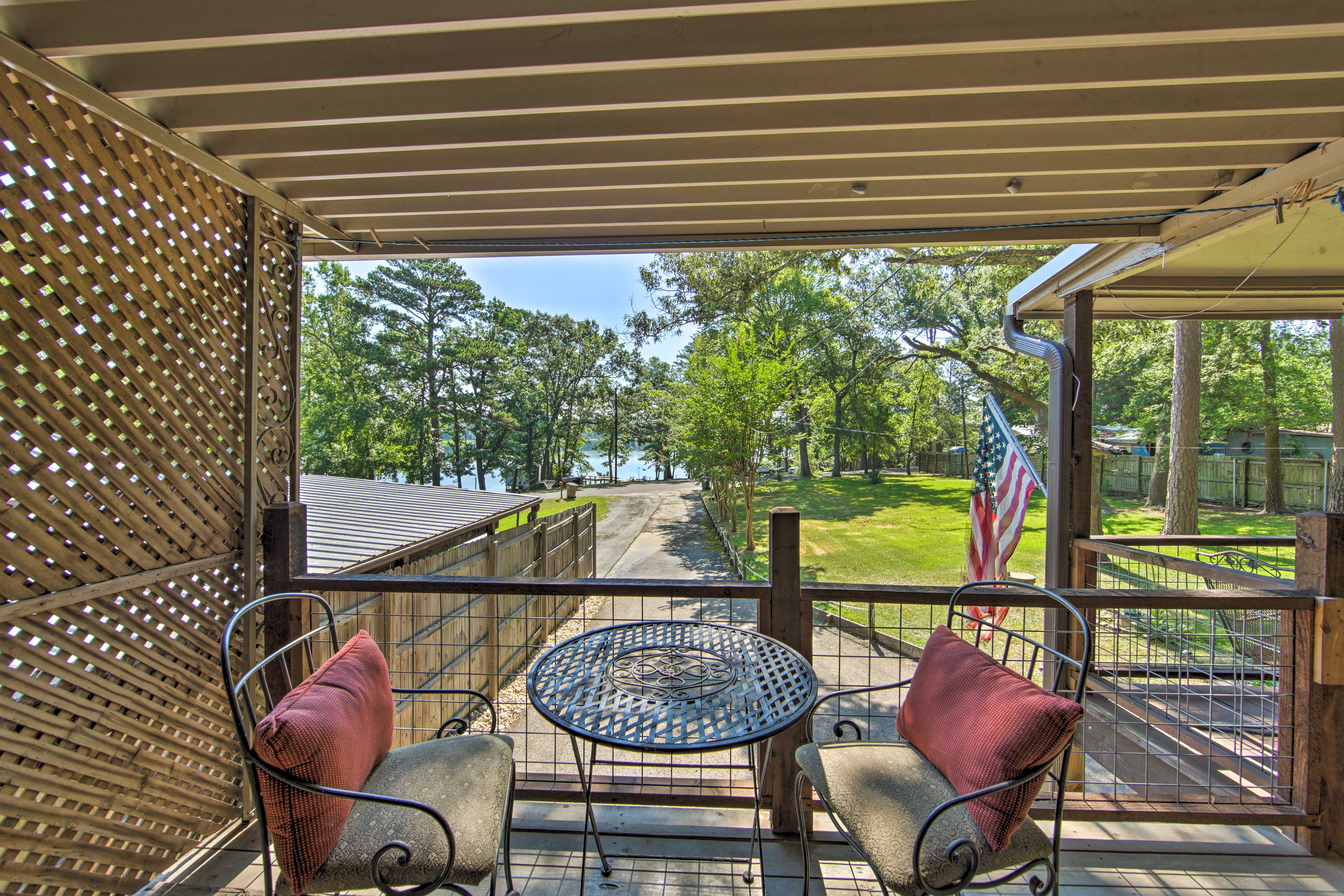 Property Image 2 - Quiet Home on Lake Hawkins w/ Kayaks + Dock!