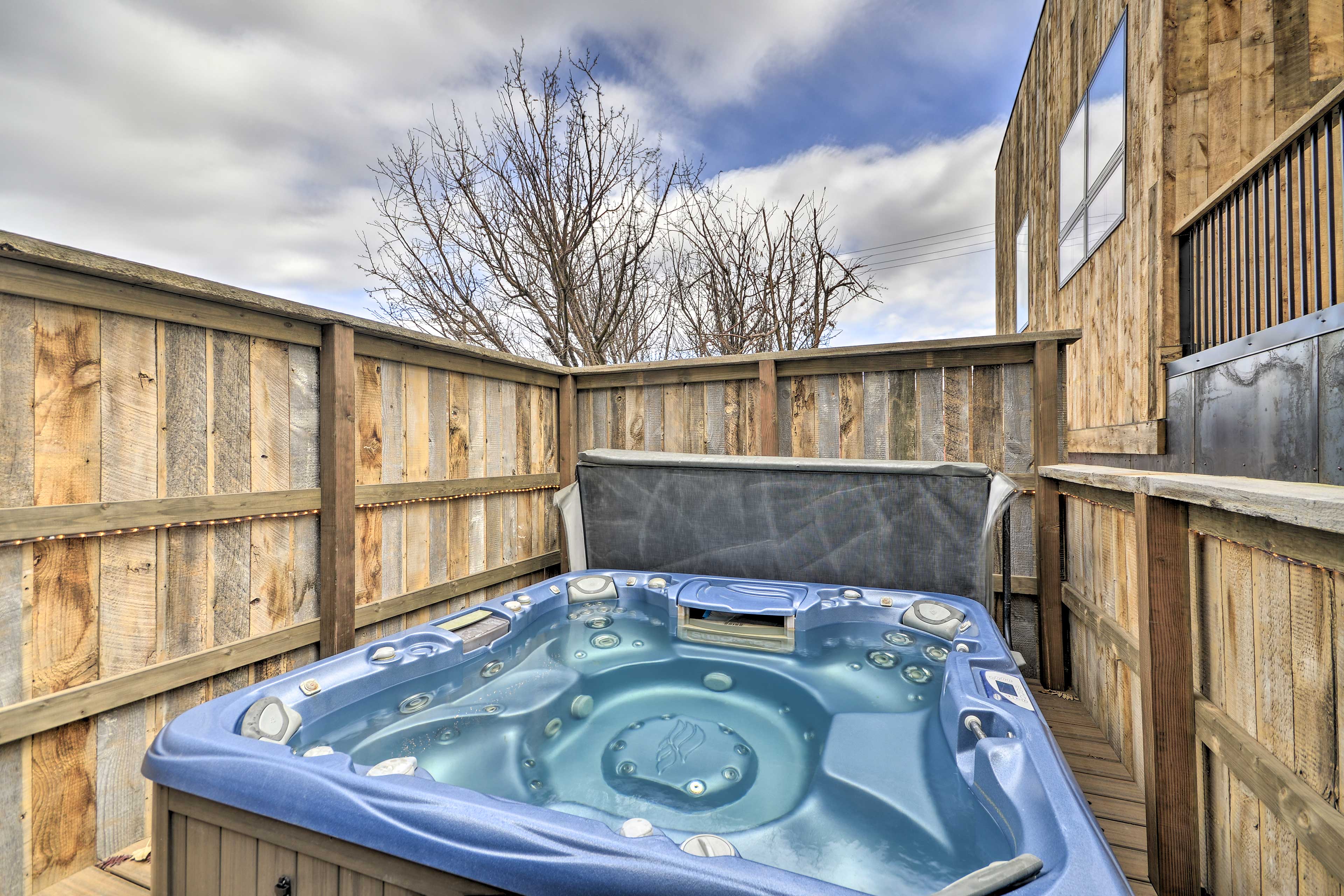 Property Image 2 - Red Lodge Townhome w/ Hot Tub & Fireplace!