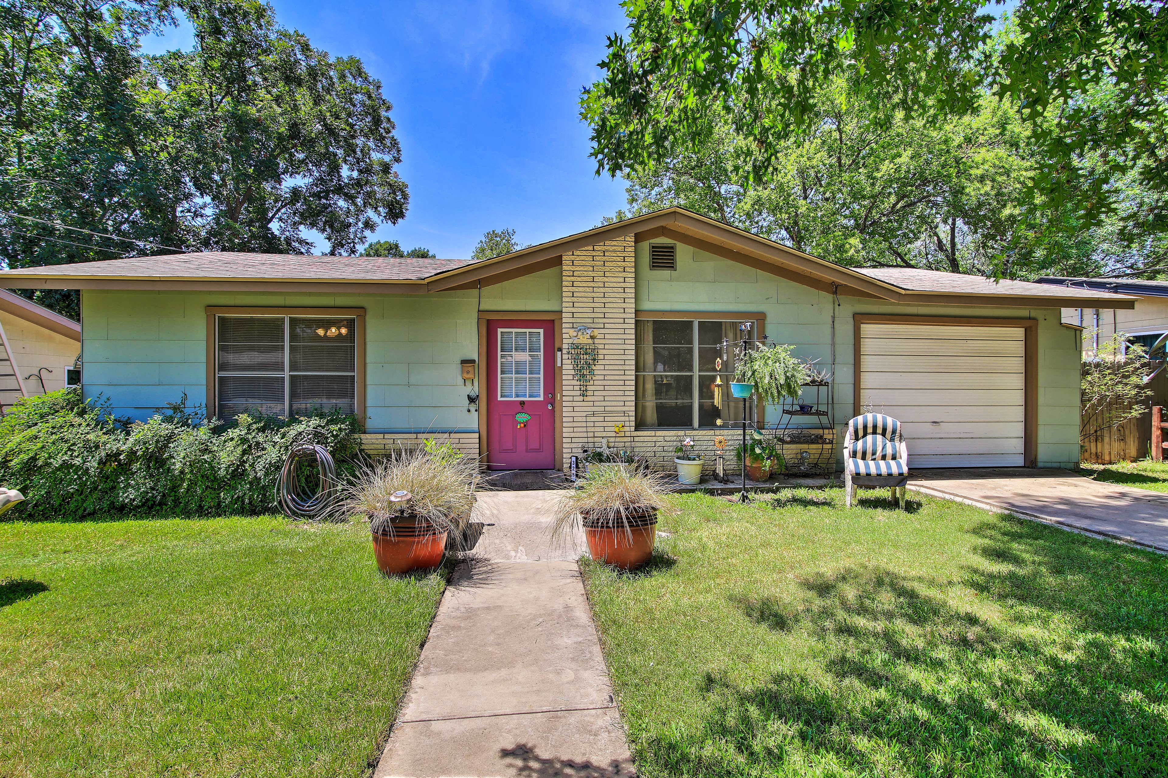 Property Image 2 - Fredericksburg Home 8 Blocks to Main St + Wineries