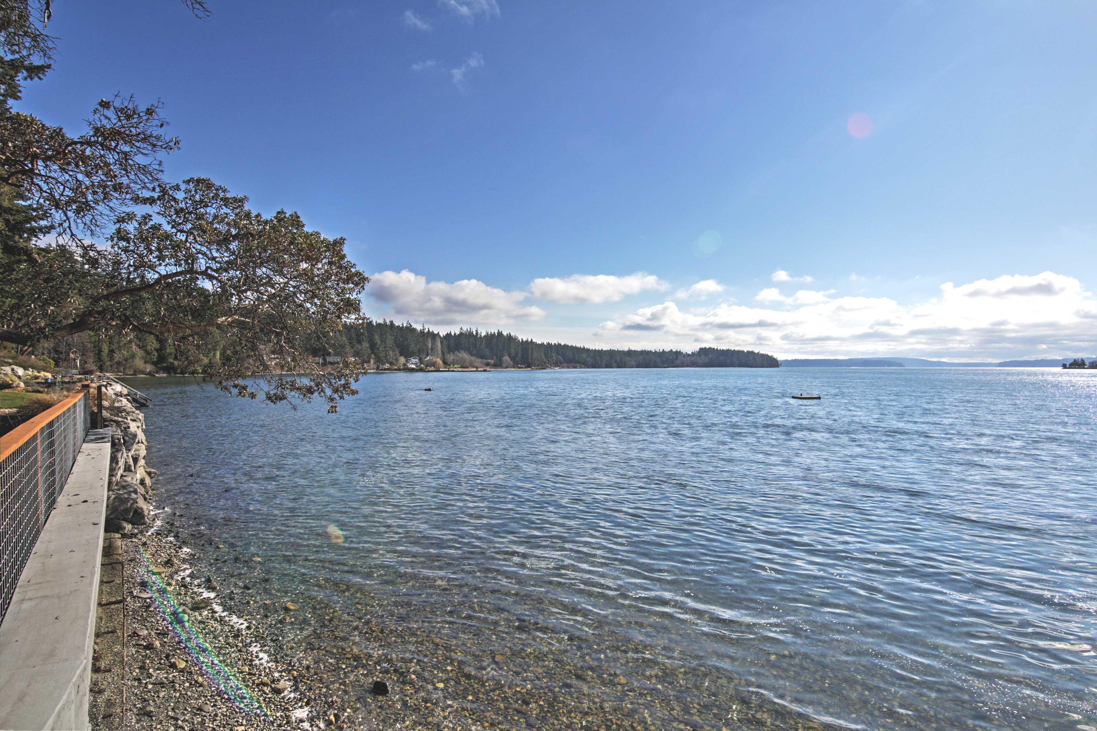 Gorgeous Poulsbo Waterfront Home on Liberty Bay!