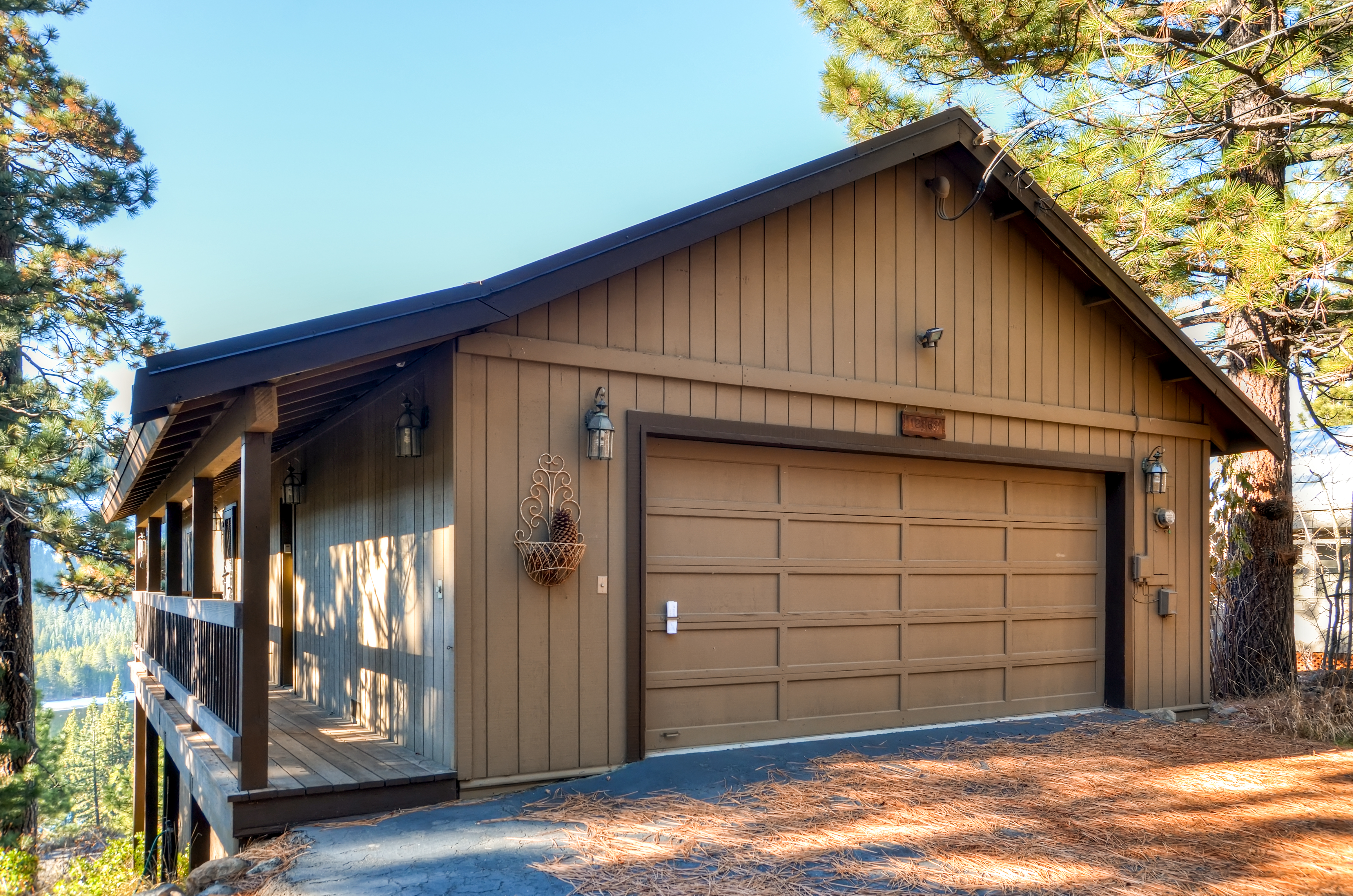 Gorgeous Updated Cabin; Panoramic Donner Lake View