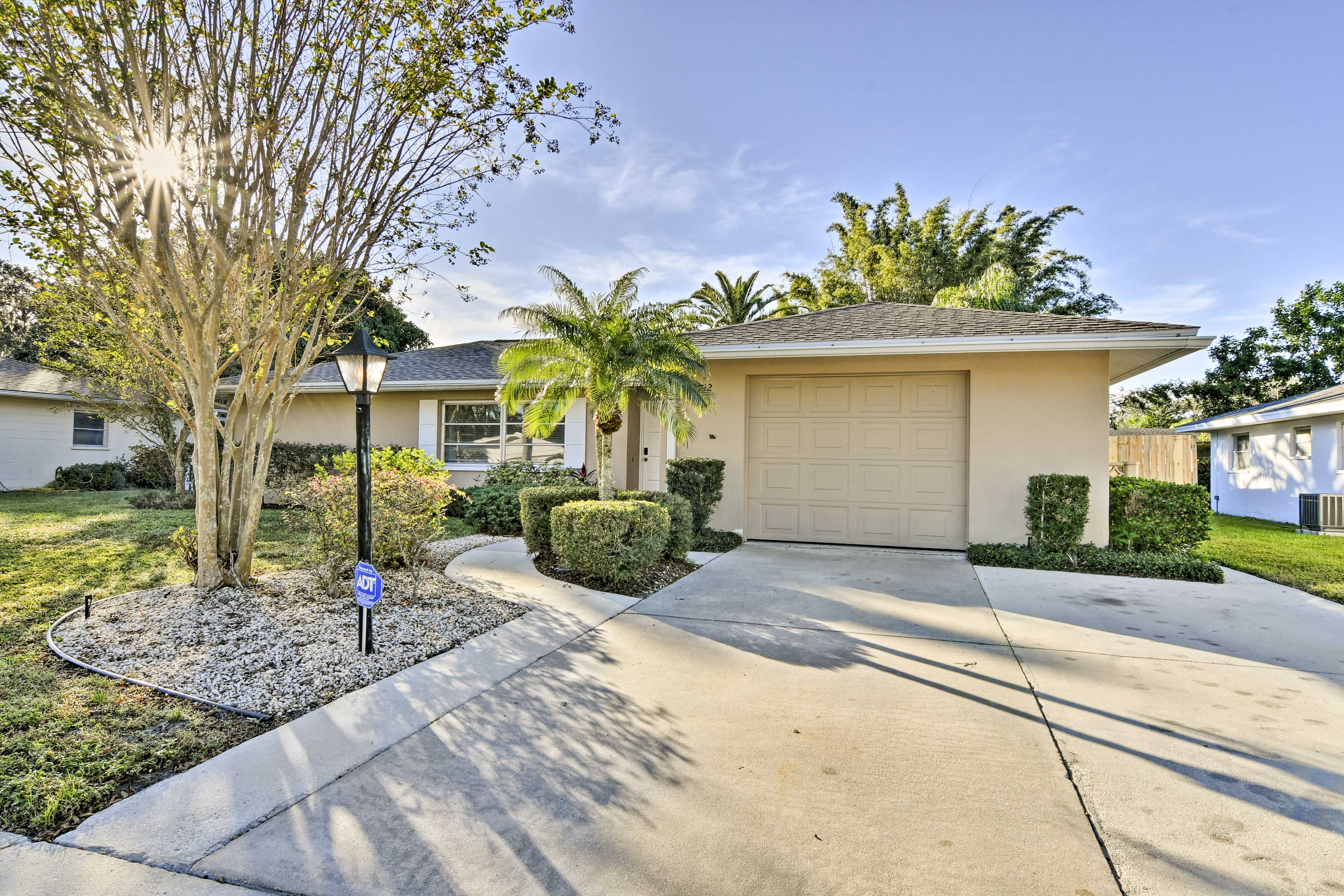 Property Image 2 - Florida Home 3 Mi to Siesta Key, Walk to Gulf Gate