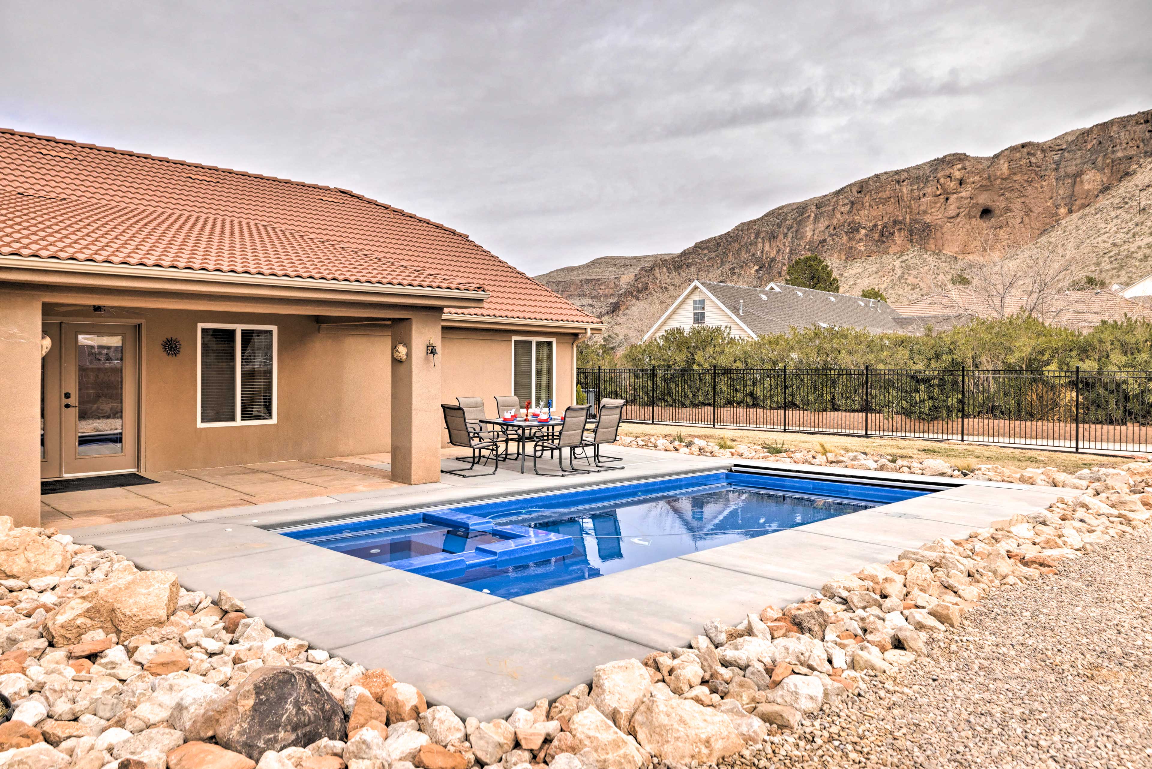 Property Image 2 - Hurricane Home w/ Pool & Spa ~ 25 Mi to Zion!