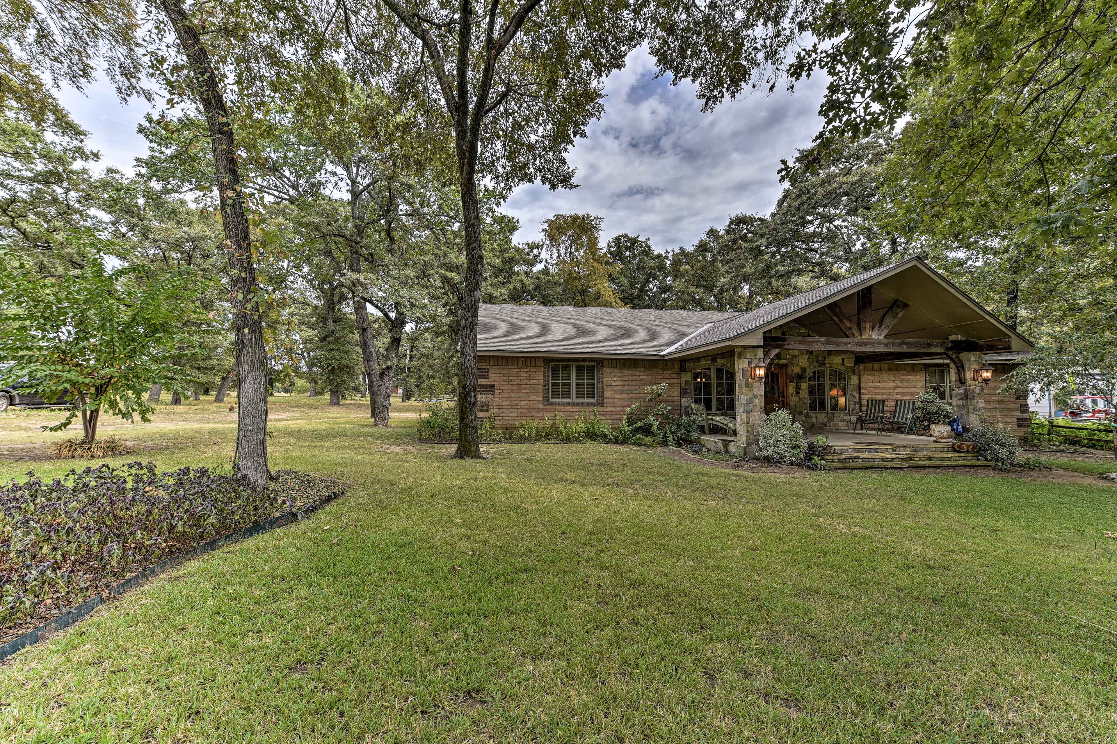 Property Image 2 - Kingston House w/ Fire Pit, Short Walk to Lake!