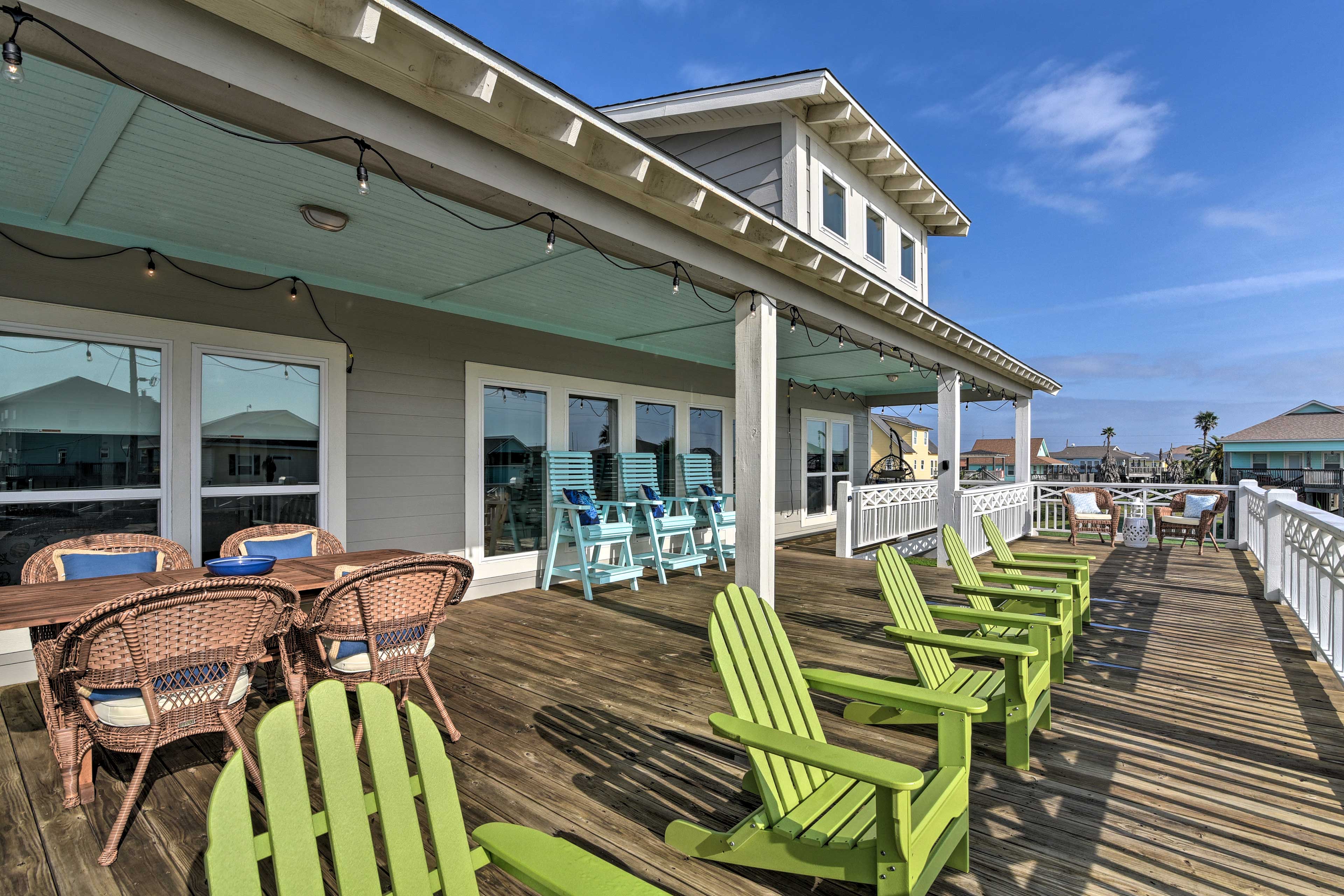 Property Image 1 - ‘LaBella Vista’ w/ Golf Cart, Views & Beach Access