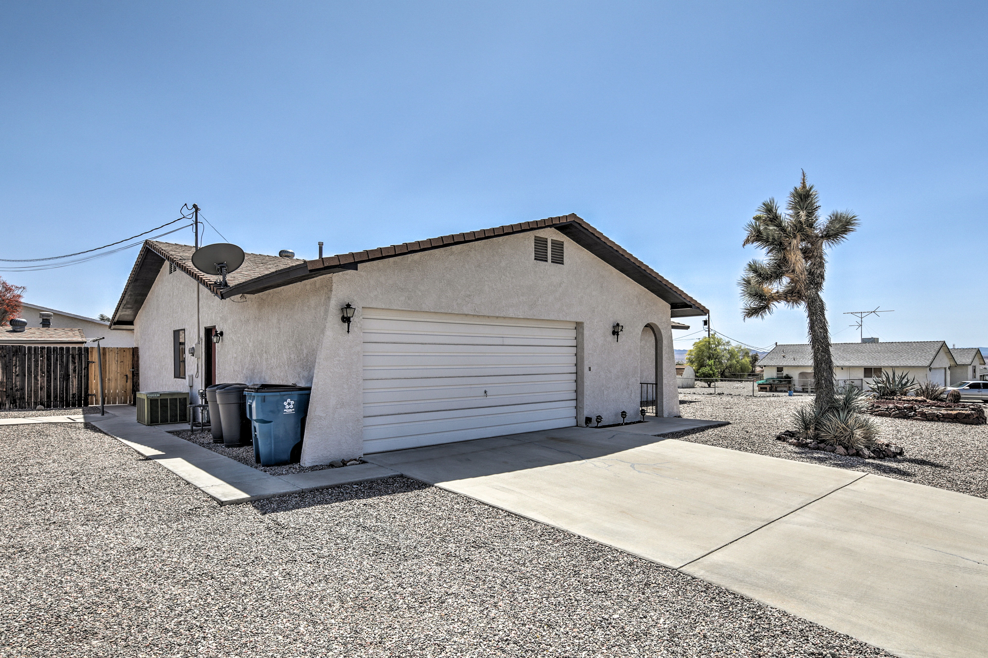 Property Image 1 - Lake Havasu Home w/ Pool - 2 Miles to Waterfront!