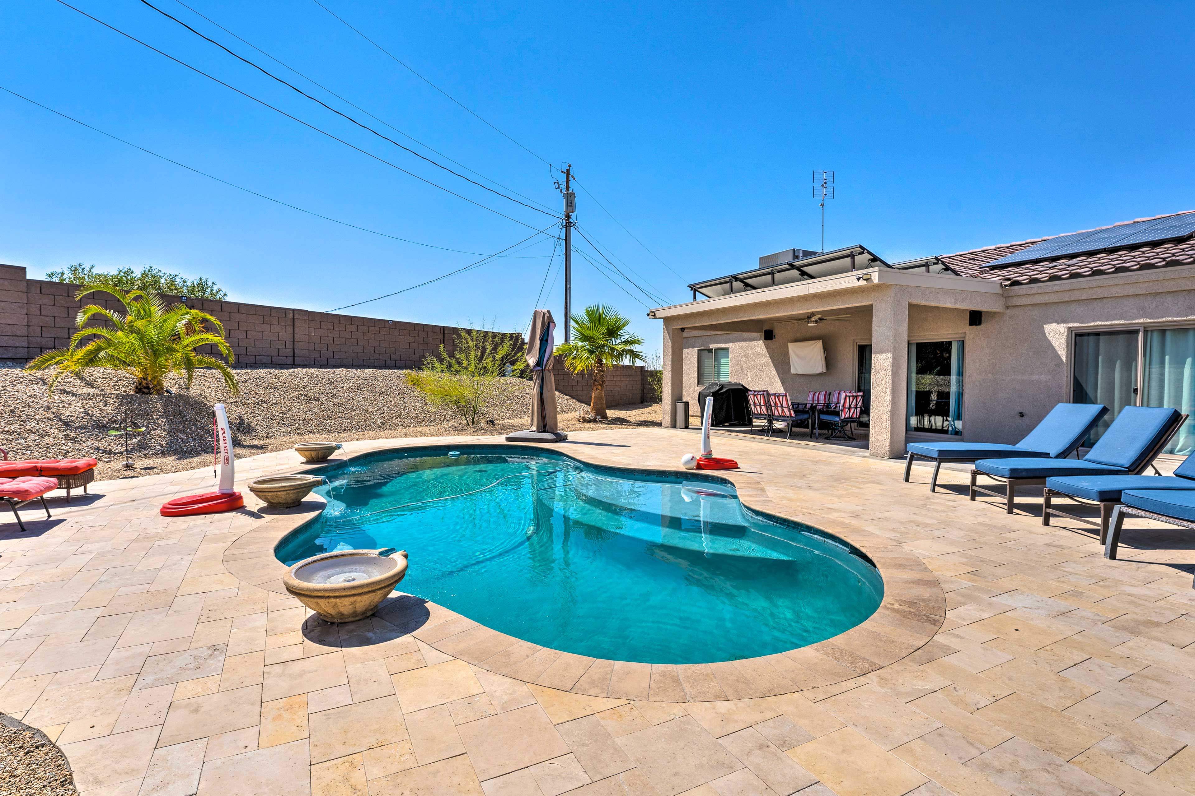4 Mi to Lake Havasu State Park: Home w/ Pool
