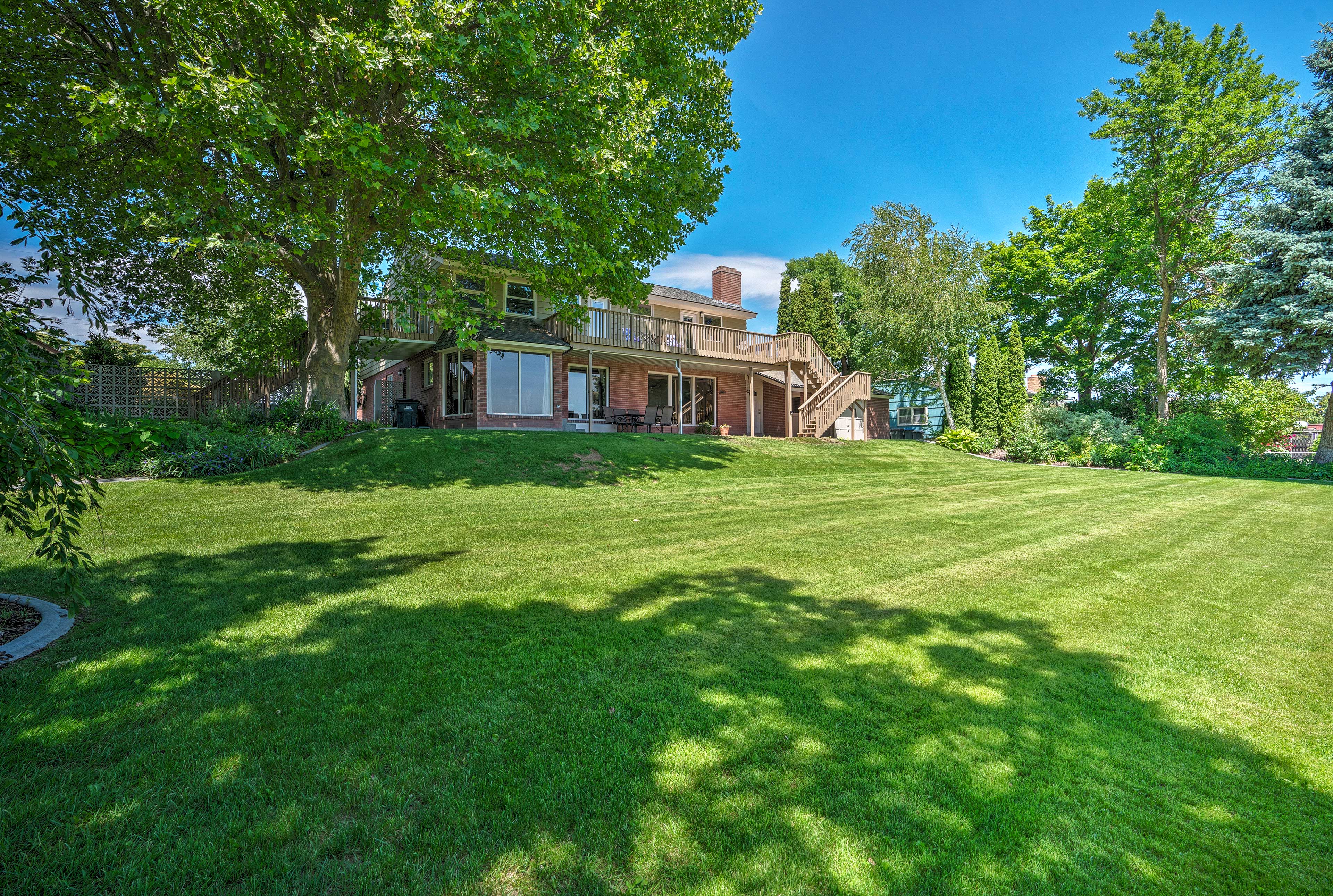 Property Image 2 - Lake House w/ Hot Tub - 1 Mi to Surf ’n Slide