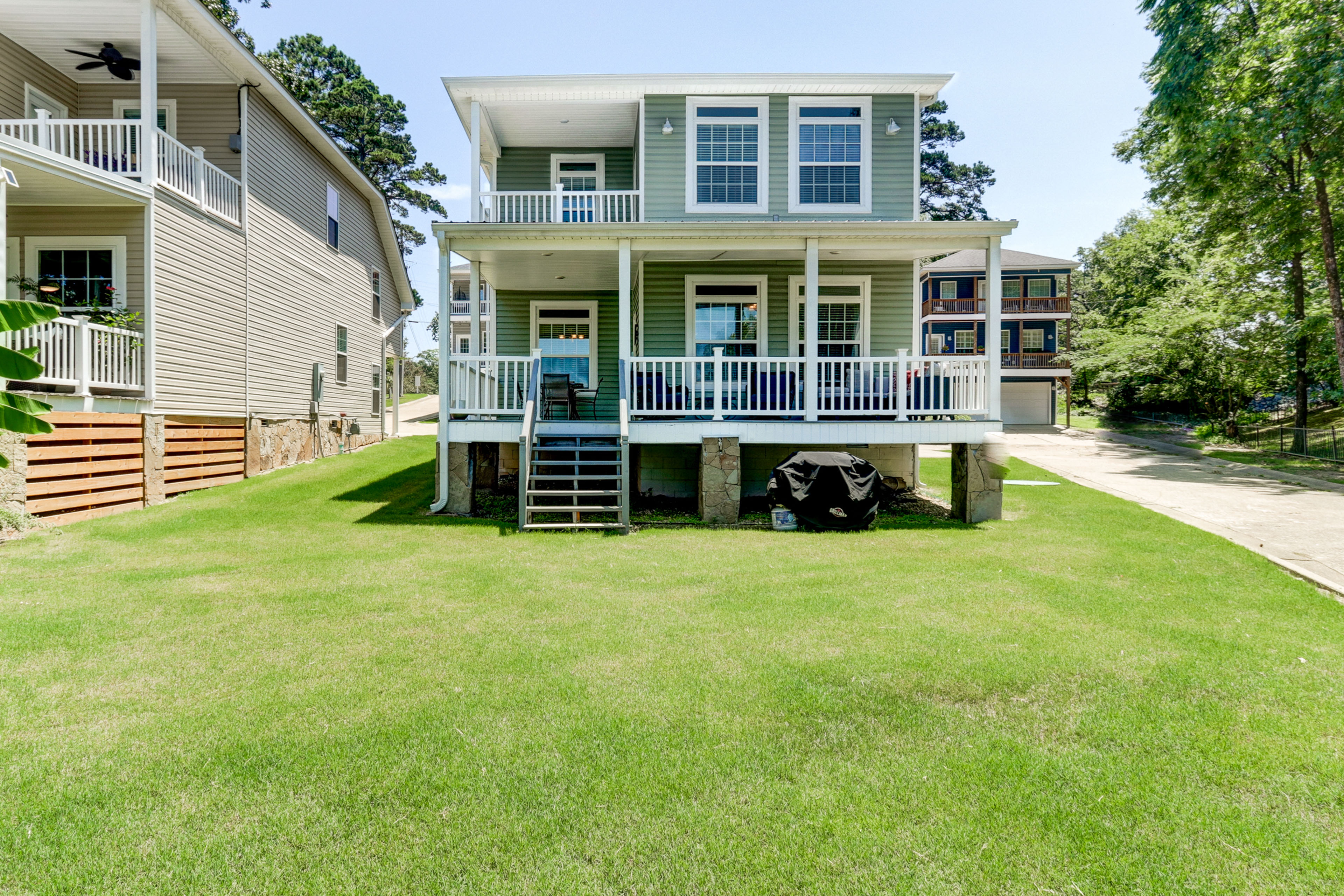 Property Image 1 - Hot Springs Getaway w/ Boat Ramp on Lake Hamilton