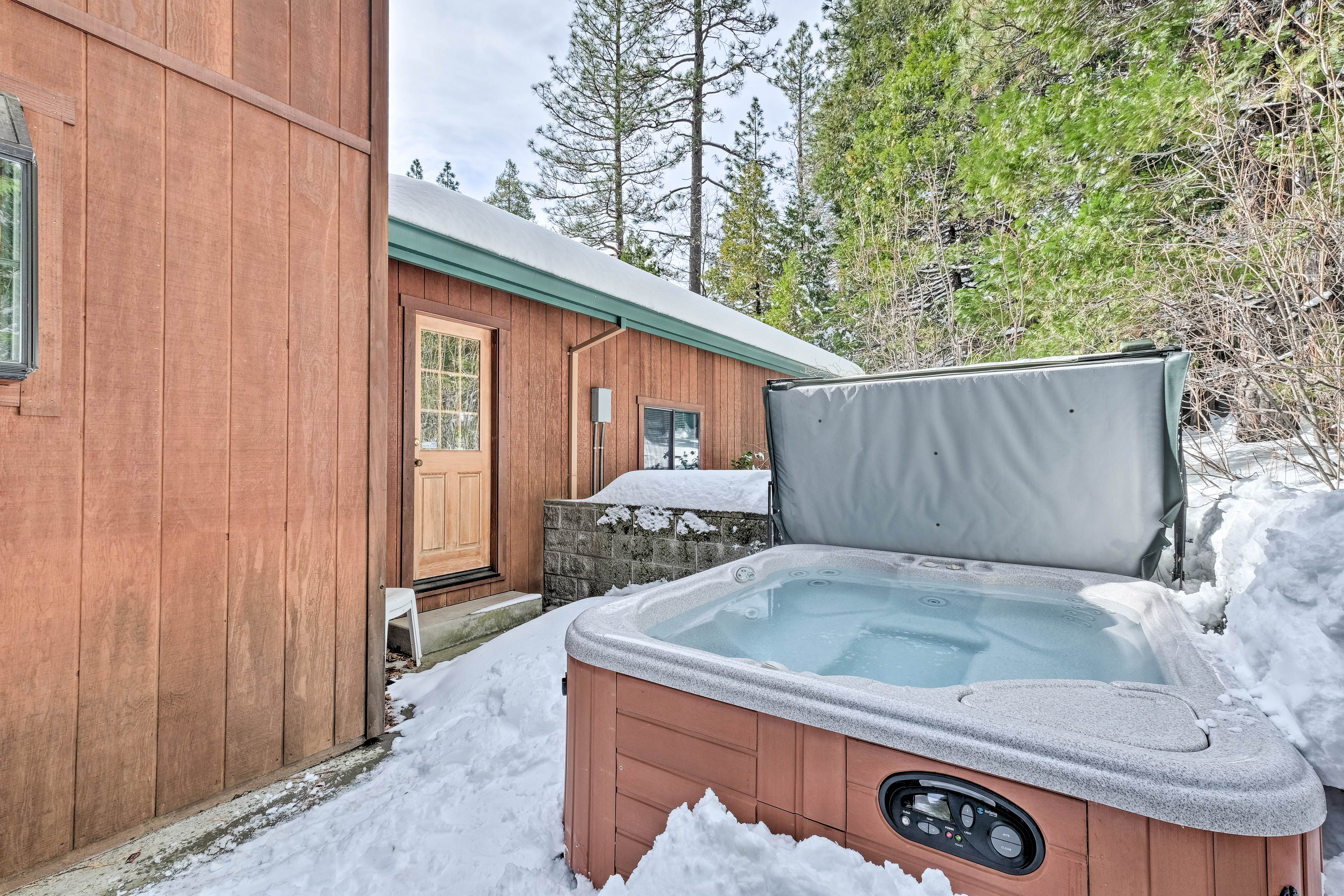 Property Image 2 - Peaceful Arnold Home w/ Hot Tub Near Bear Valley!