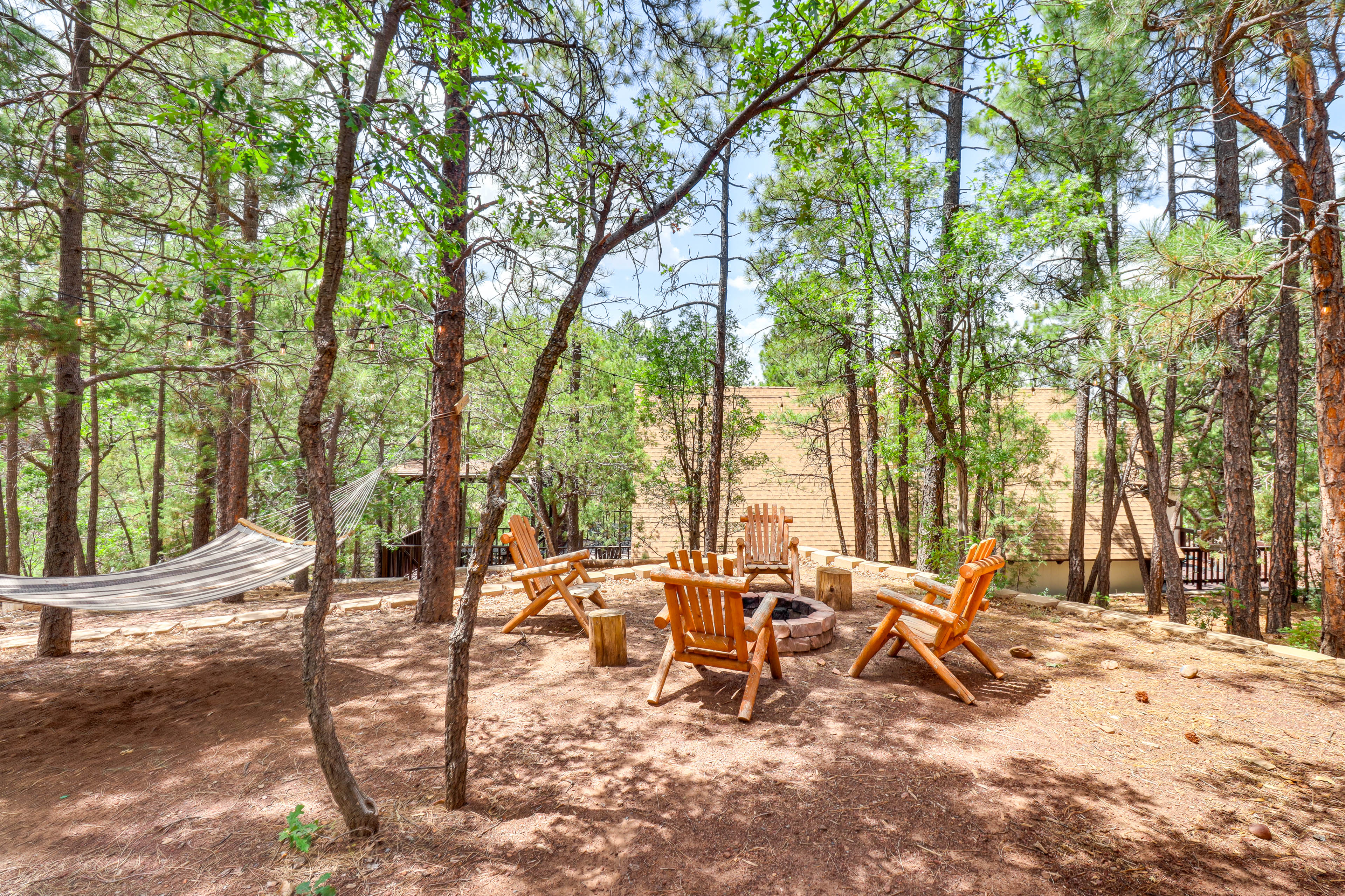 Show Low Cabin w/ BBQ + Fire Pit: Pets Welcome!