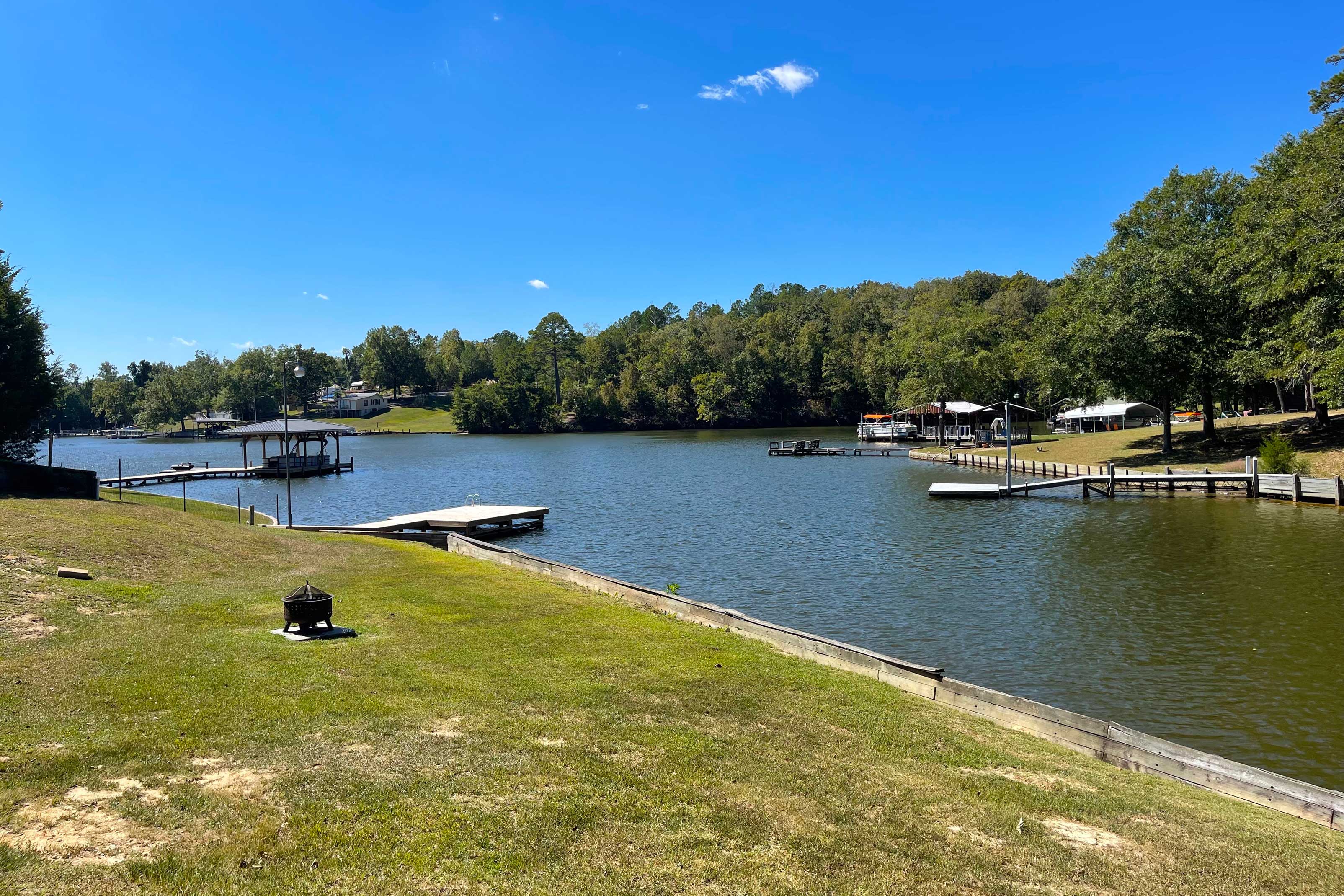 PetFriendly Lakefront Retreat w/ Deck & Dock Home Rental in Waterloo