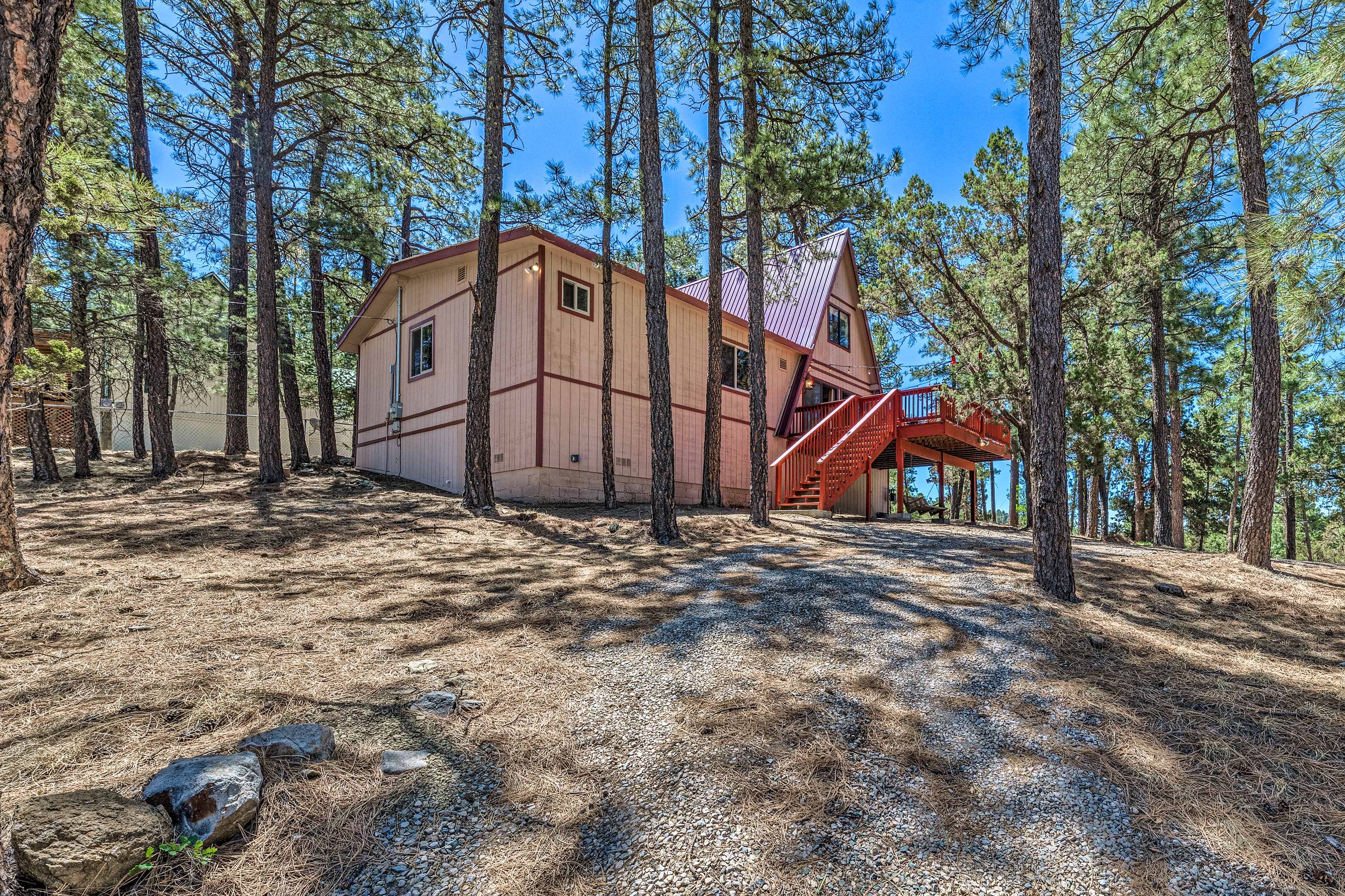 Property Image 2 - Pet-Friendly Ruidoso Cabin w/ Deck & Grill!