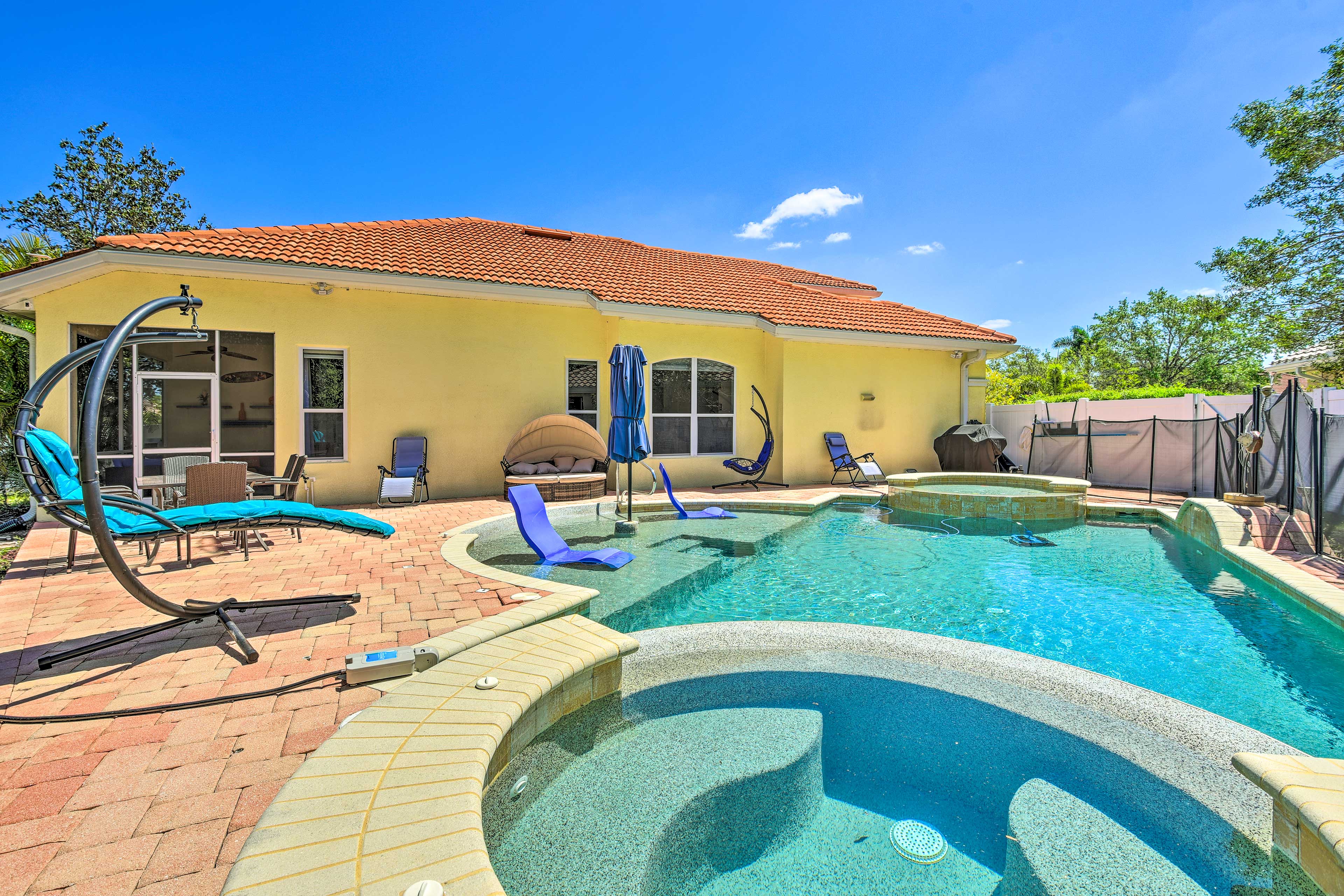 Property Image 1 - Sun-Soaked Sarasota Oasis w/ Pool & Hot Tub!