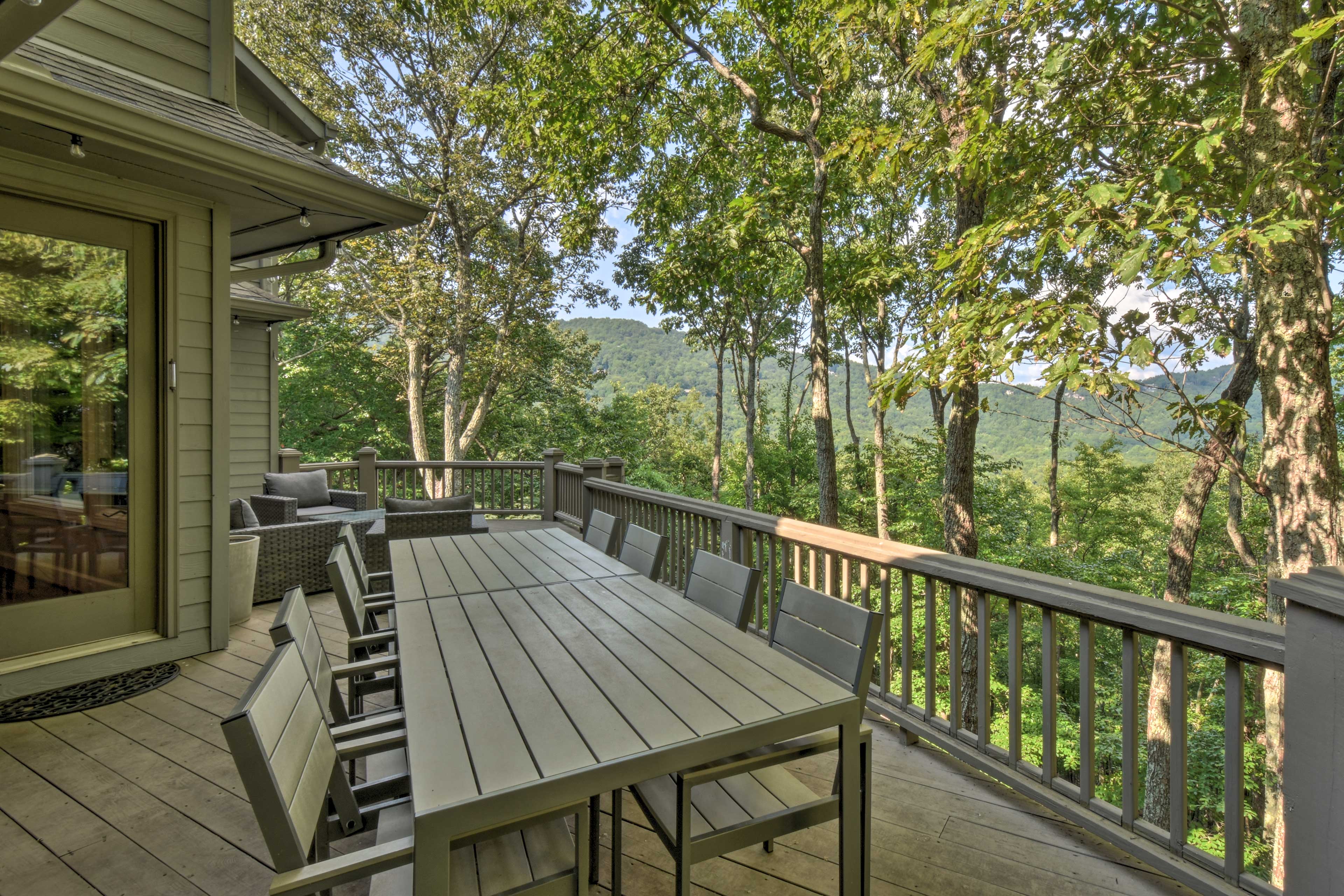 Property Image 2 - Luxe Big Canoe Resort Home w/ 3 Decks & Mtn Views!