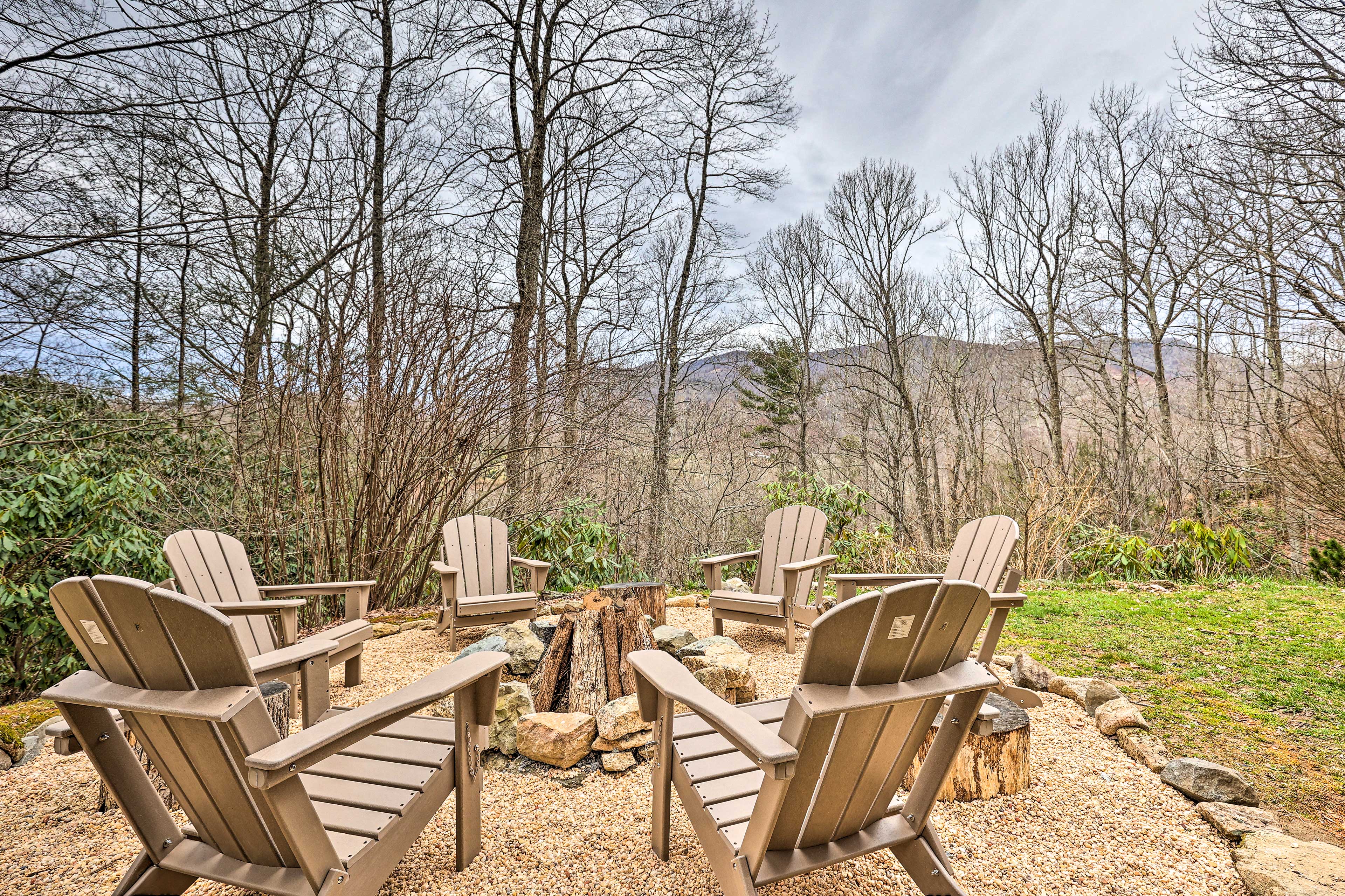 Property Image 2 - Spacious Elk Park Lodge w/ Game Room & Fire Pit!