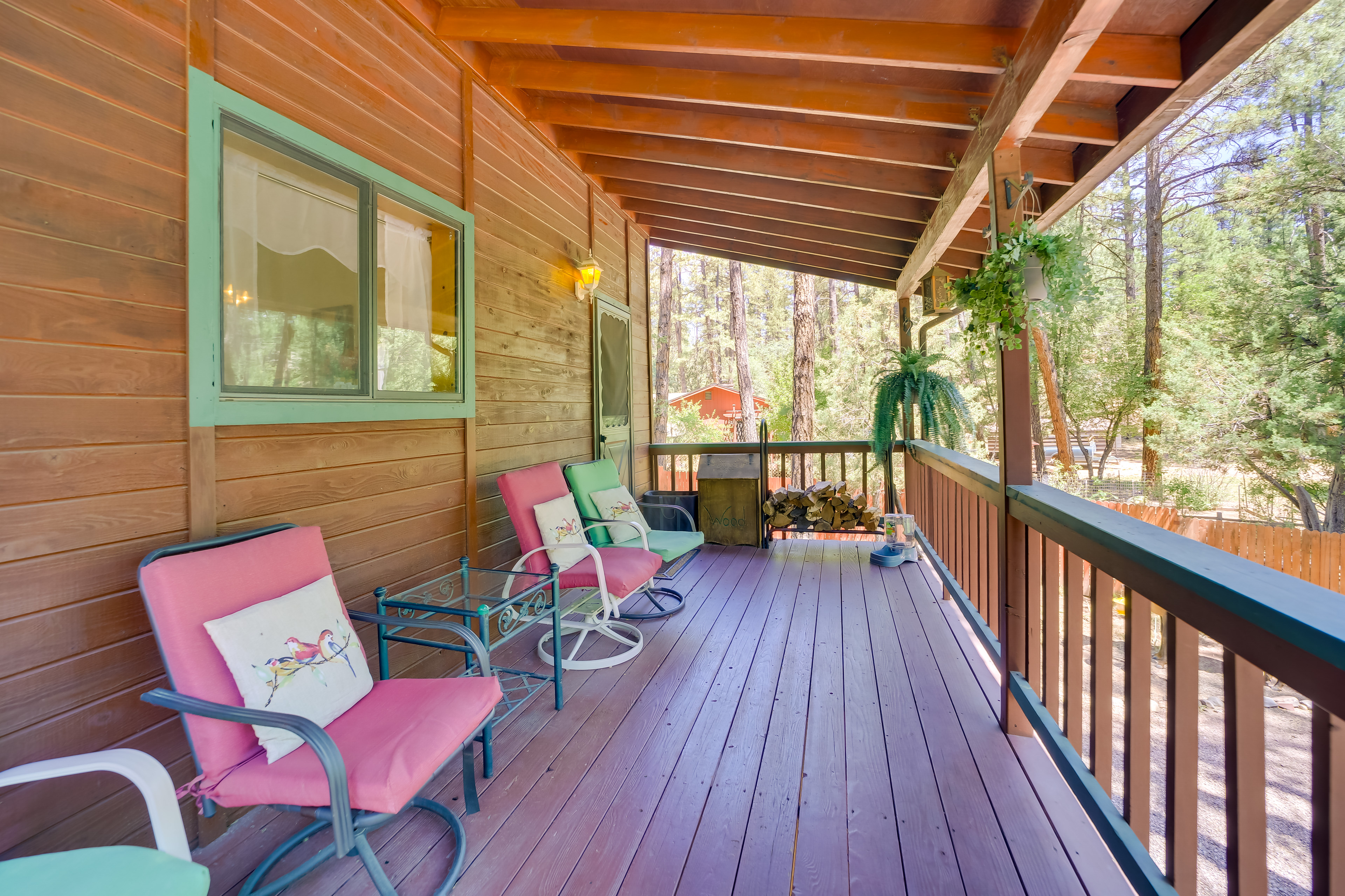 Relax Fireside + Play Games! Hiker’s Haven in Pine