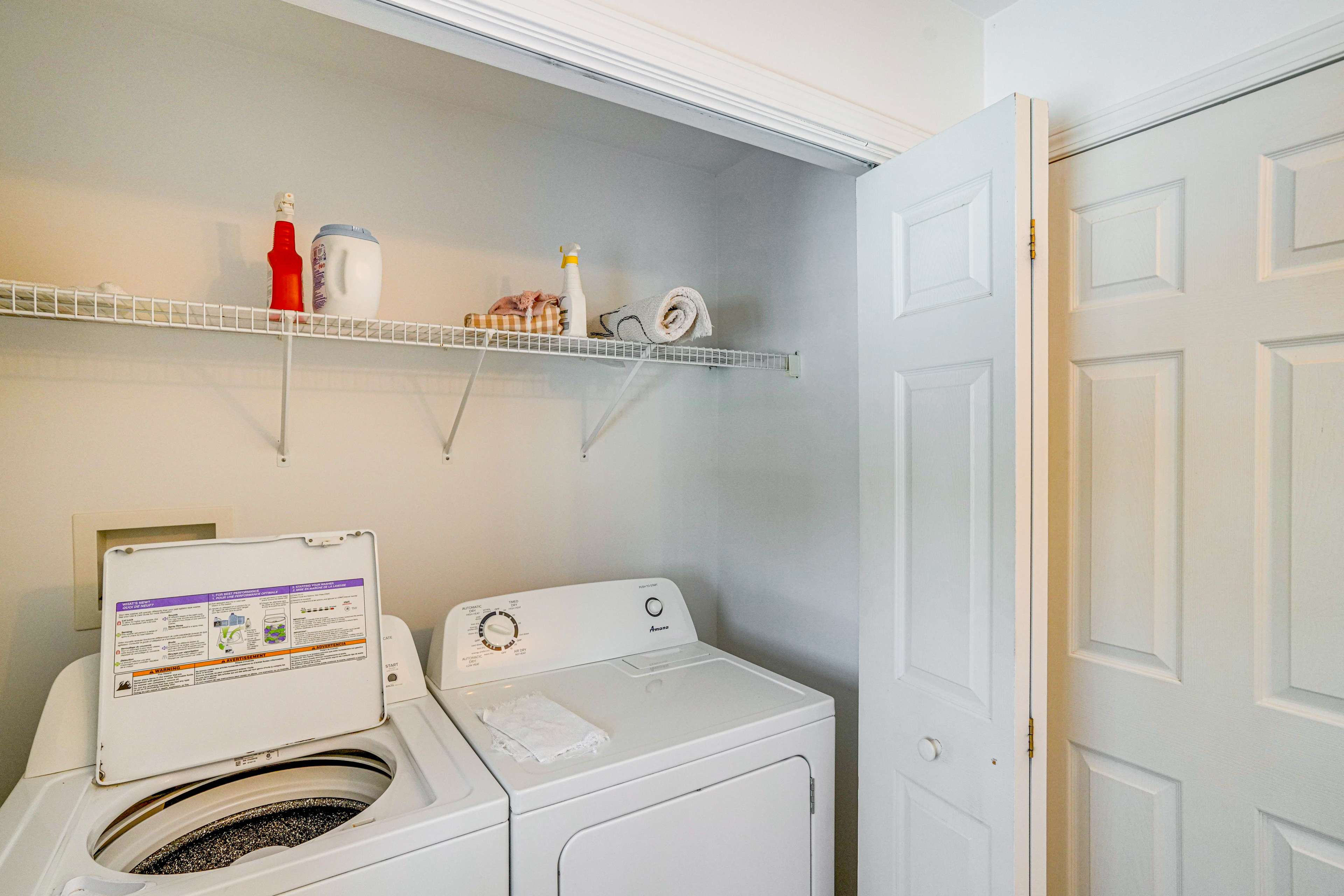 Walk to Dining: Downtown Lenox Guest House!