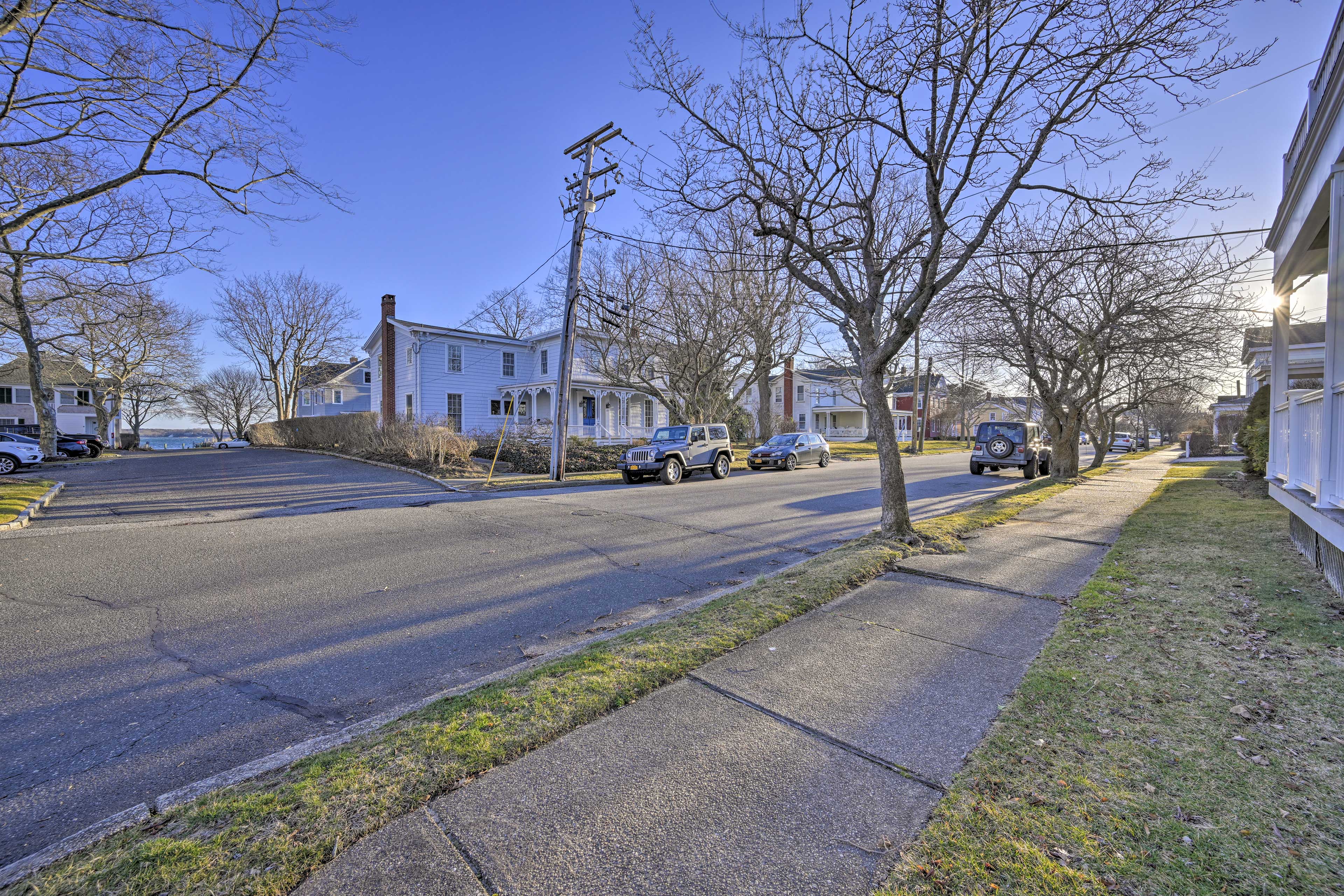 Quaint DT Greenport Apt - 2 Mi to Shelter Island!